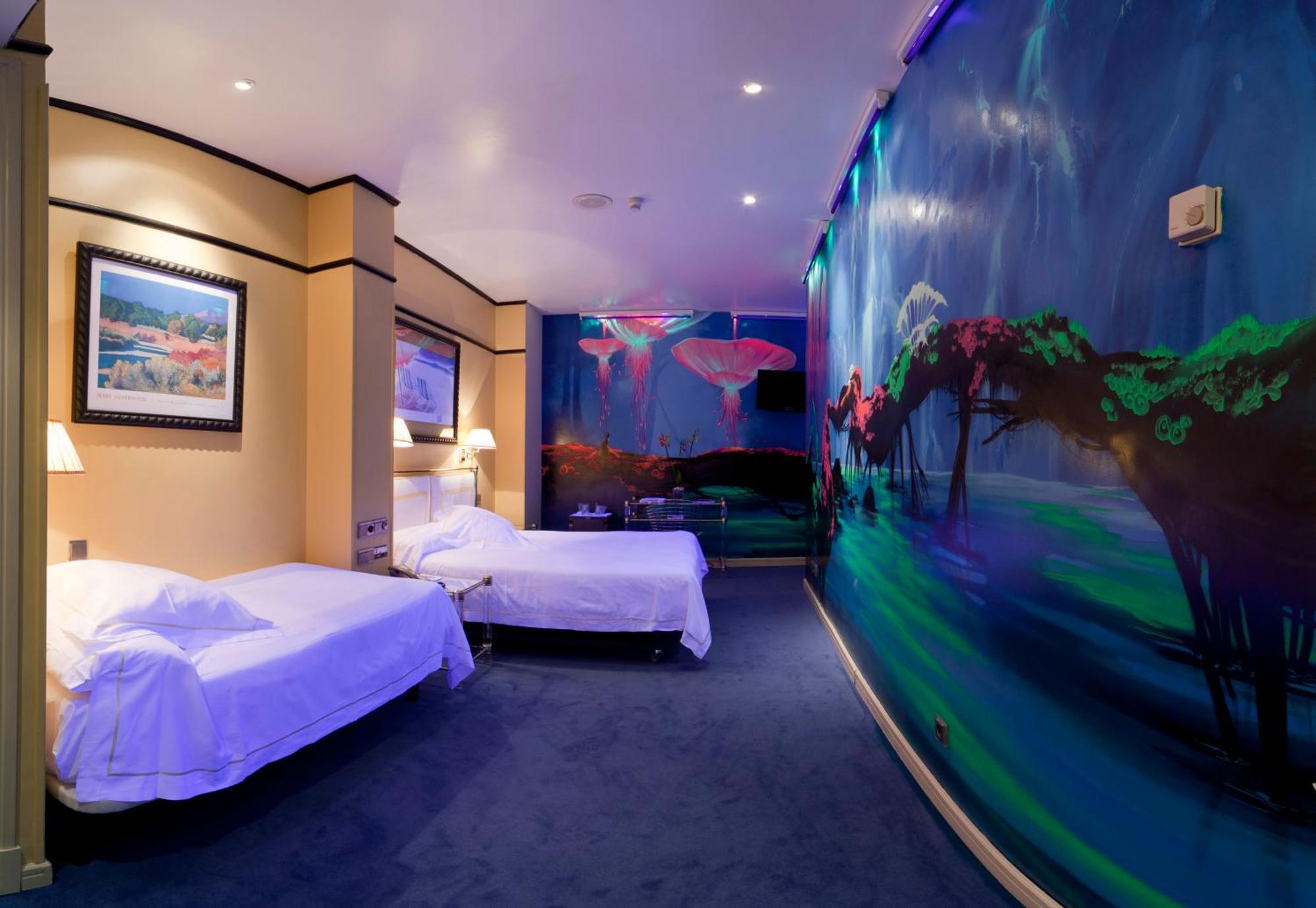 Chambre Double ou Lits Jumeaux avec Lit d'Appoint