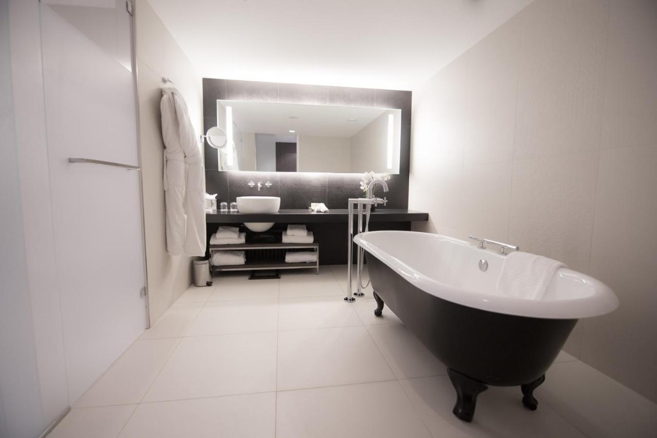 Chambre Lit King-Size Premium avec Canapé-Lit