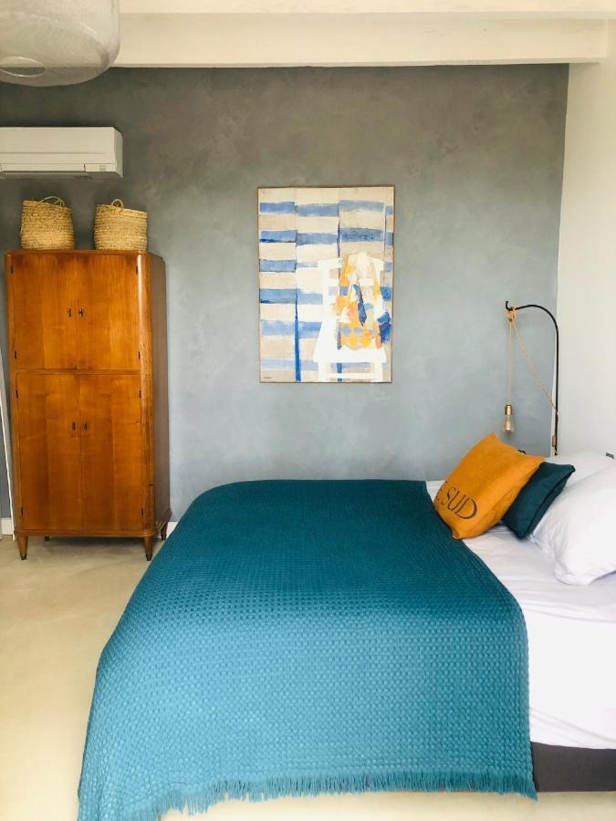 Chambre Double - Vue sur Piscine