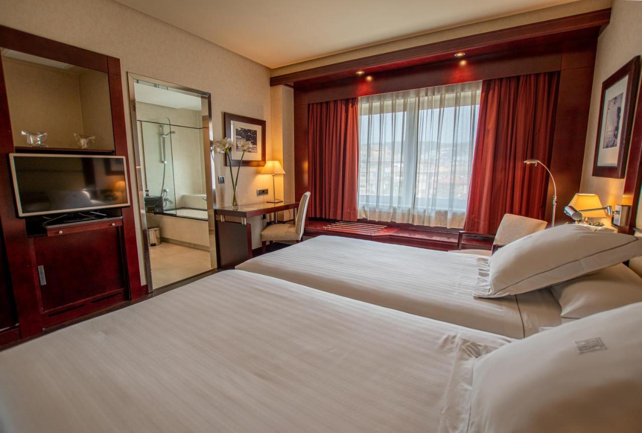 Chambre Double ou Lits Jumeaux (1-2 Adultes)