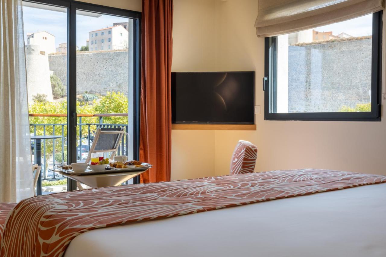 Chambre Double ou Lits Jumeaux Deluxe - Vue sur Mer