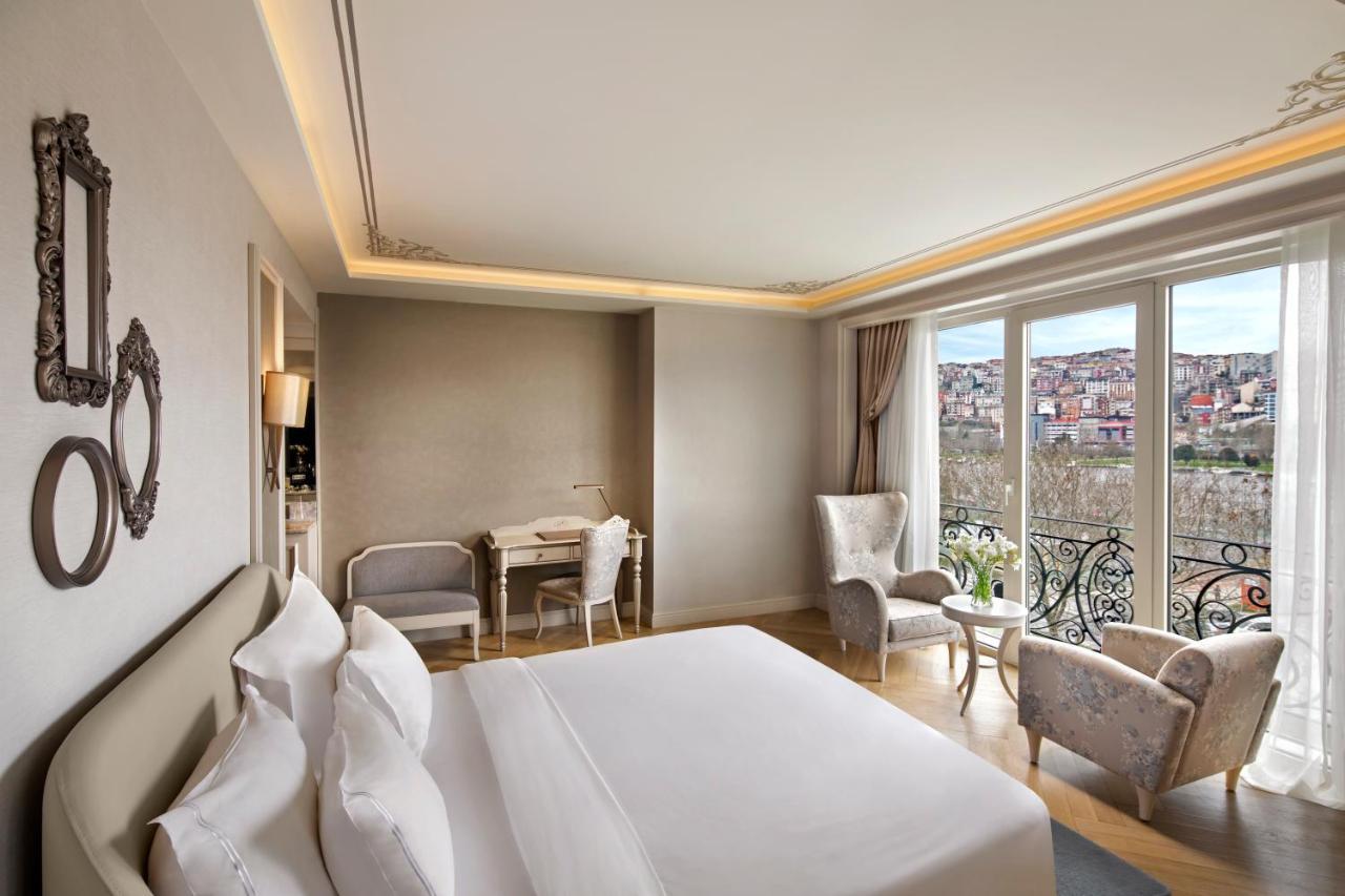 Deluxe Jacuzzi Room,1438057741:JPEG