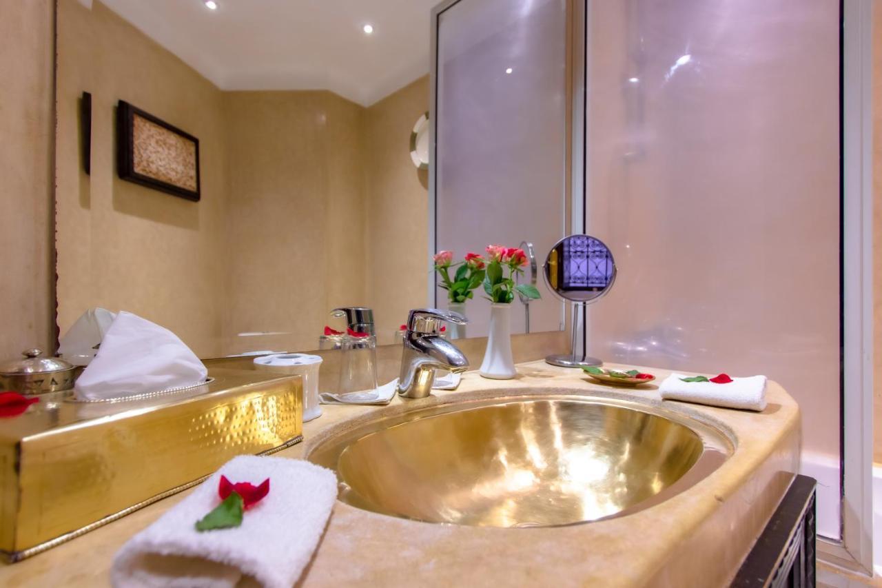 Suite (2 Adultes + 1 Enfant)