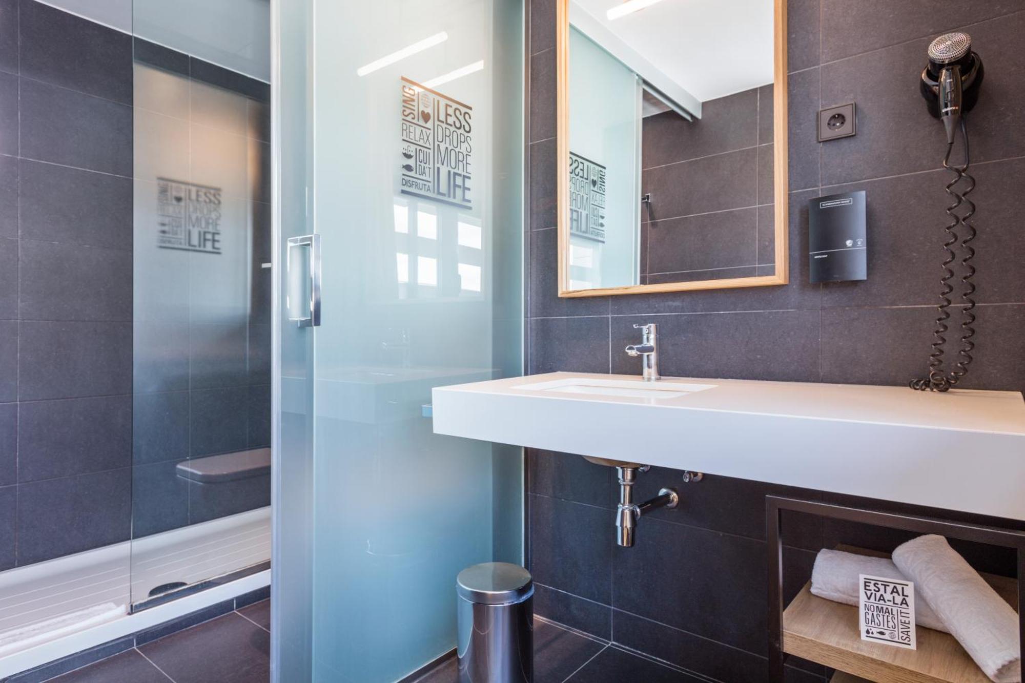 Chambre Familiale (2 Adultes et 2 Enfants)