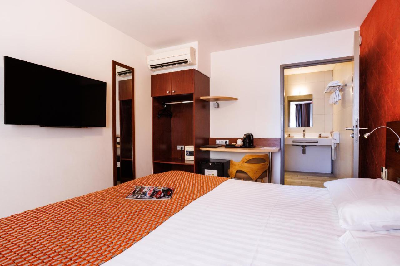 Double Room on Ground Floor Wheelchair Access,1232699987:JPEG