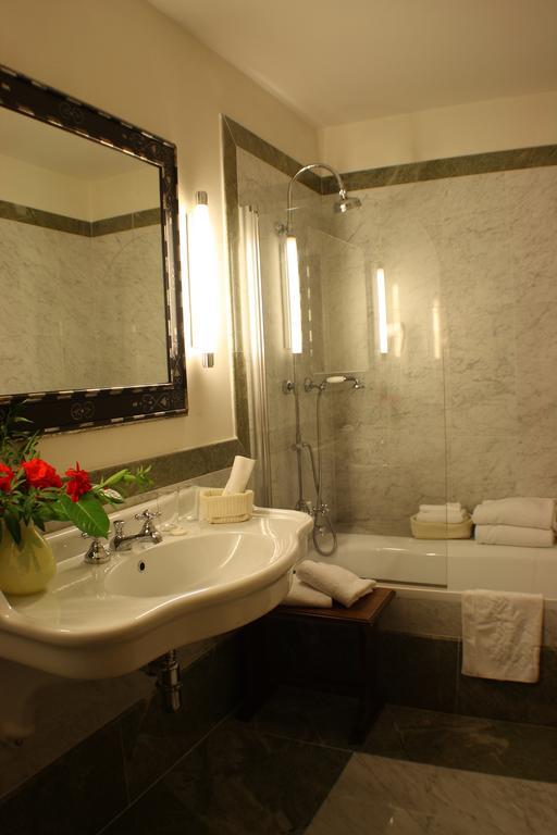 Chambre Double ou Lits Jumeaux Deluxe avec Balcon