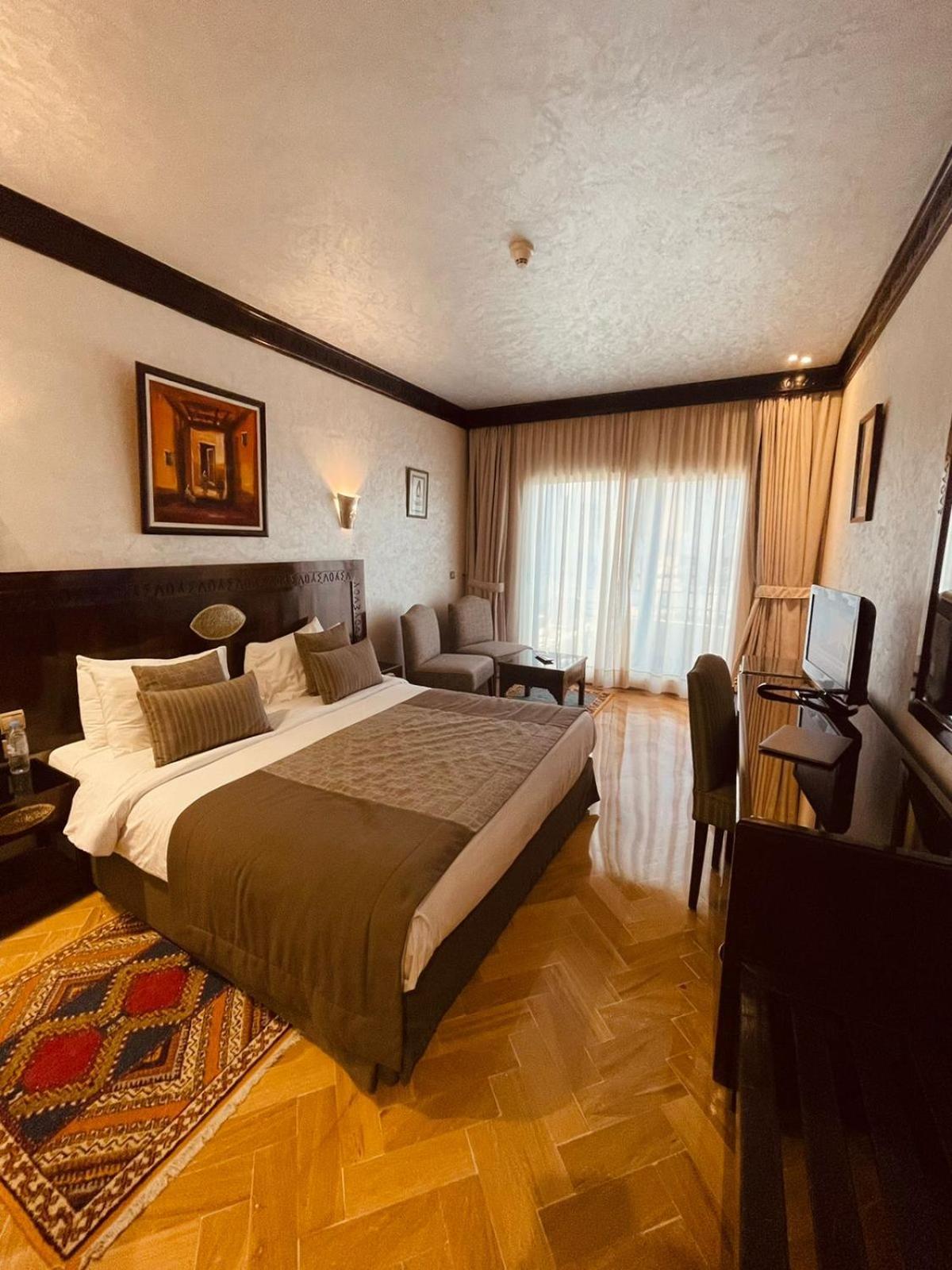 Chambre Supérieure Grand Lit