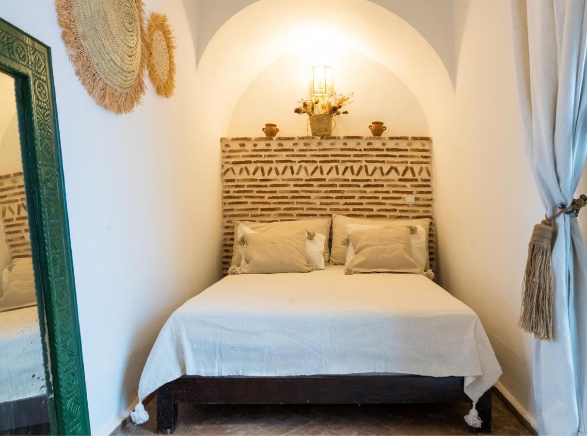 Chambre Double - Vue sur Piscine