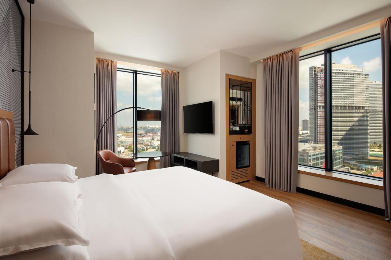 Chambre Lits Jumeaux d'Angle Exécutive avec Accès au Salon Club - Vue sur Ville