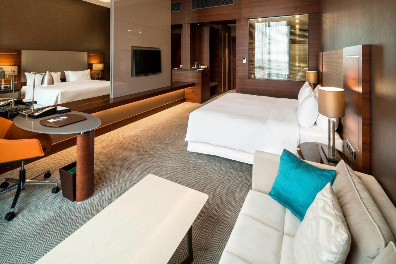 Club King Room Lounge Access – Top Floor,1633699402:JPEG