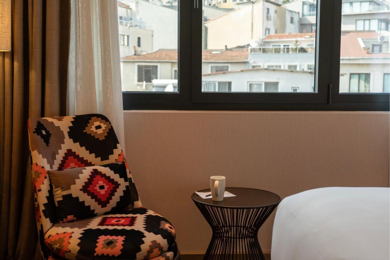 Chambre Lits Jumeaux de Luxe - Vue sur Rue