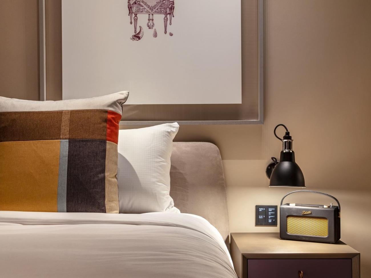Chambre Lit King-Size Deluxe The Londoner Platinum