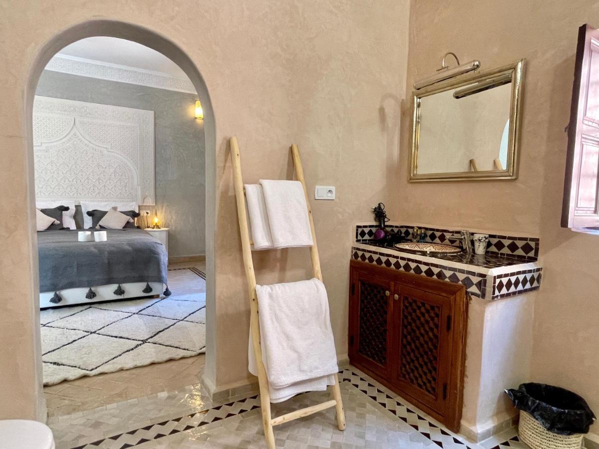 Chambre Triple avec Salle de Bains Privative