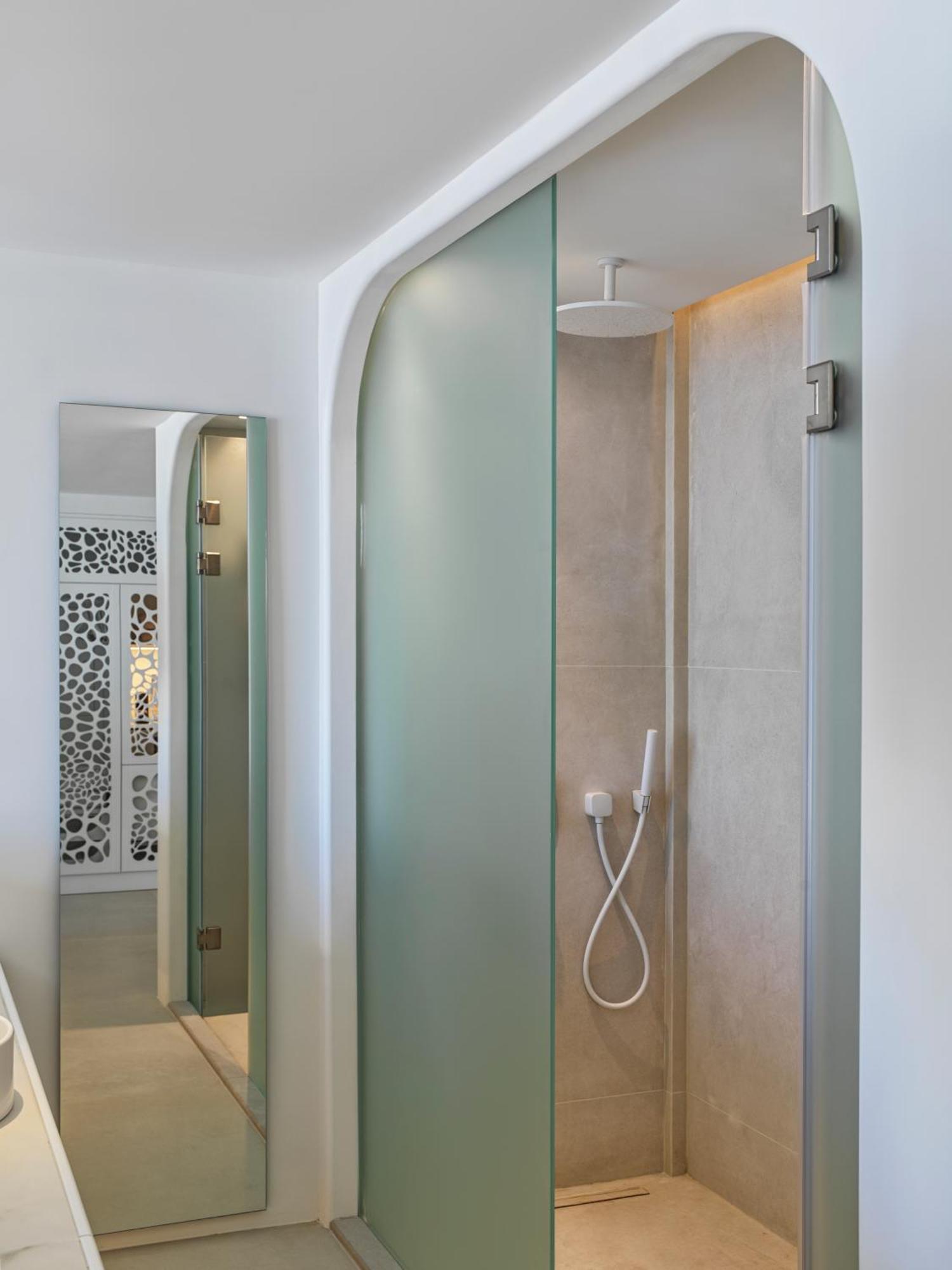 Suite Exécutive avec Piscine Privée - Vue sur Mer