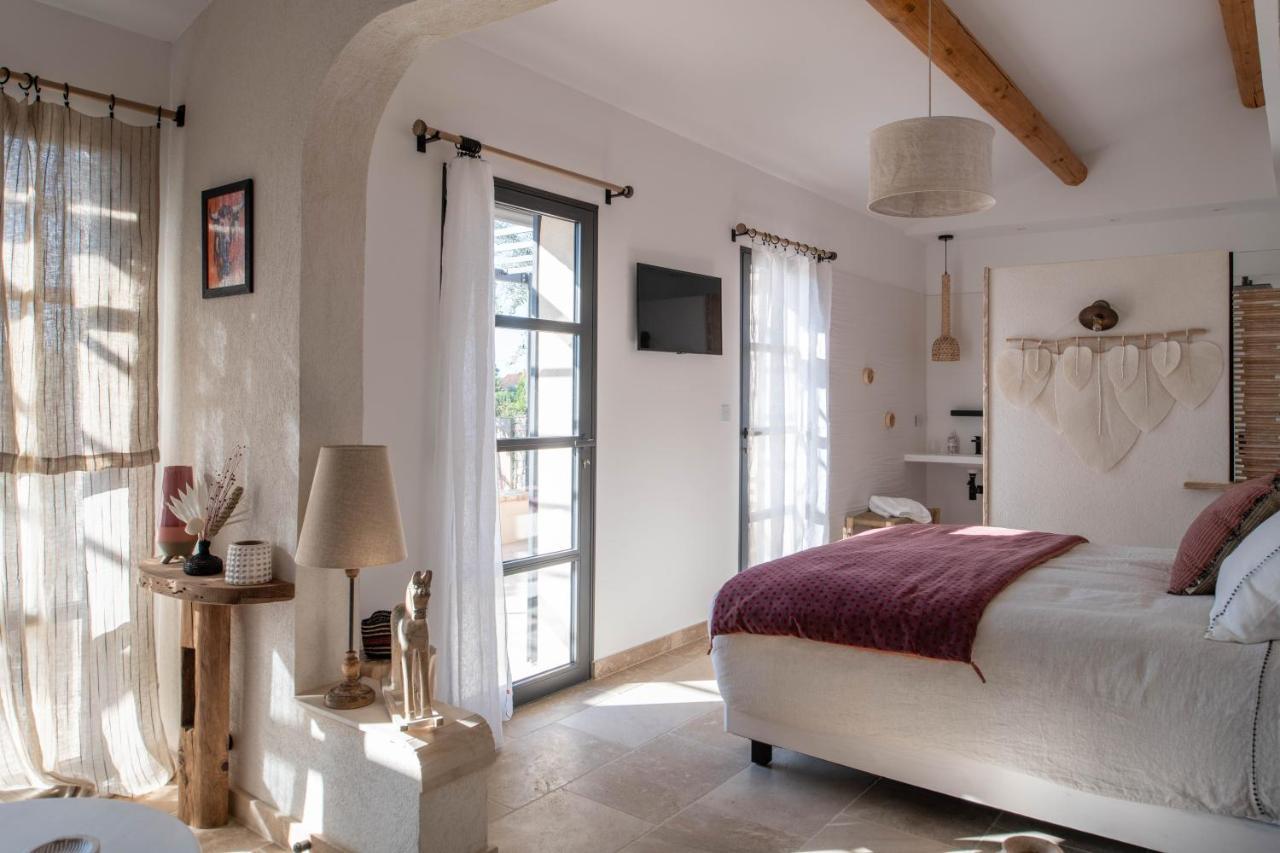 Chambre Lit Queen-size - Accessible aux Personnes à Mobilité Réduite