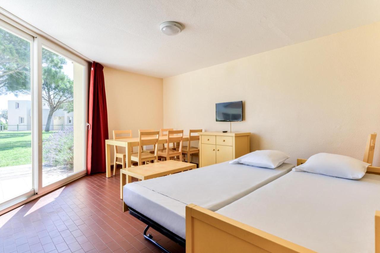Two-Bedroom Apartment,1588121173:JPEG