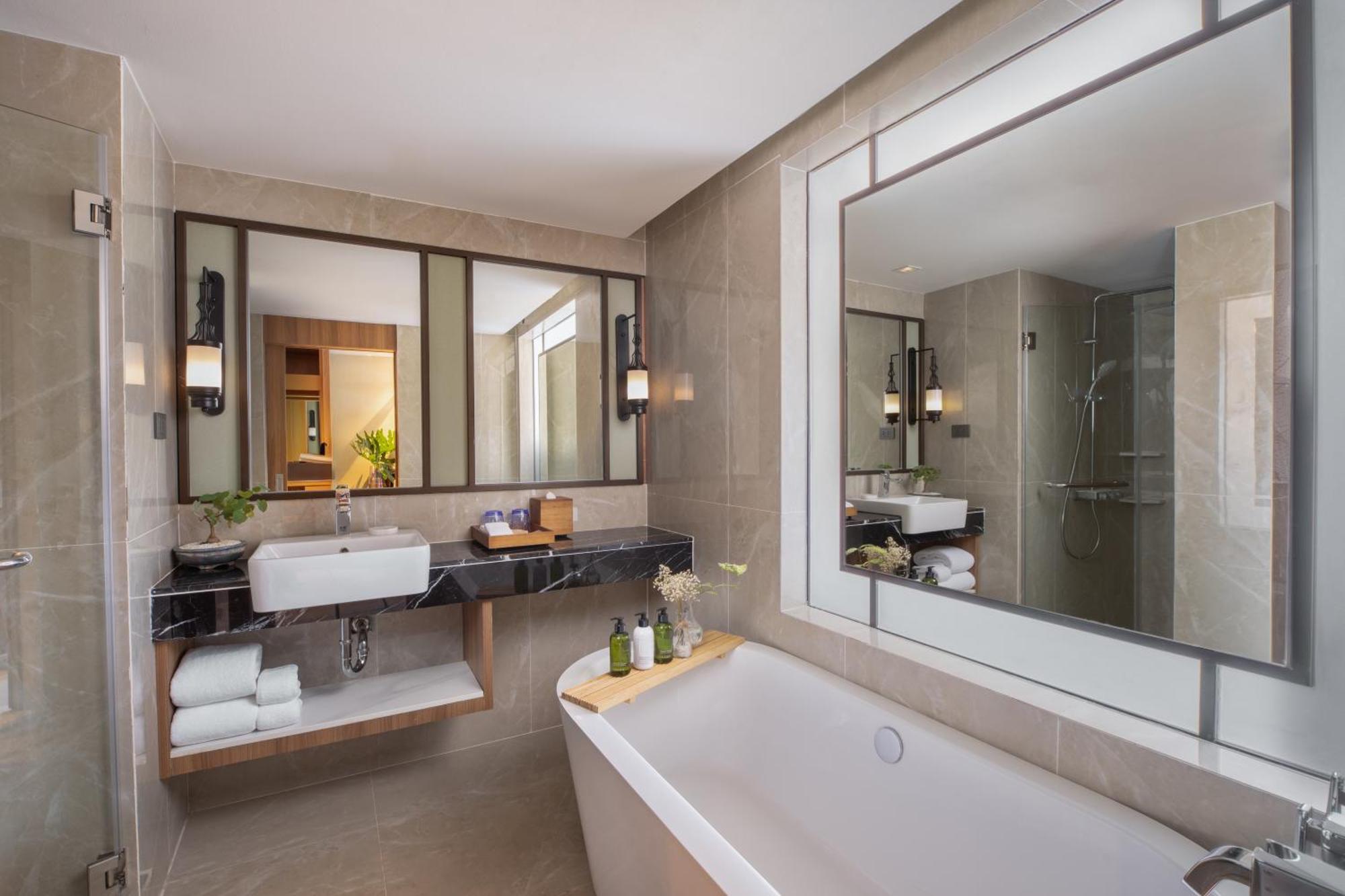 Chambre Communicante Premier - Vue sur Piscine