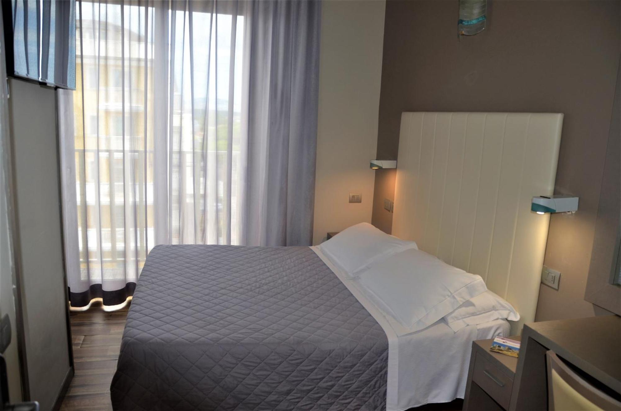 City side Economy Small Double Room with pool access