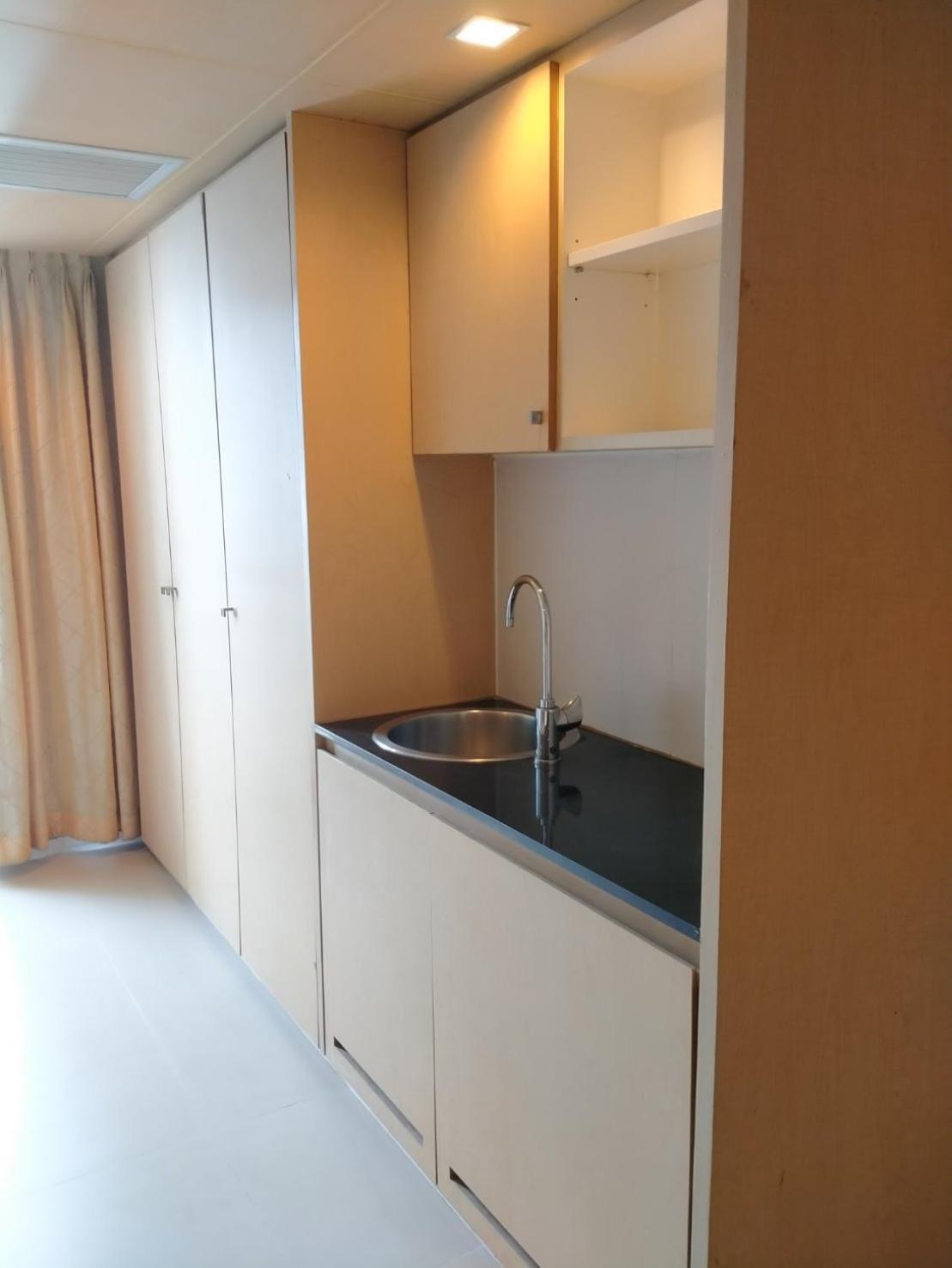 Deluxe Room 2