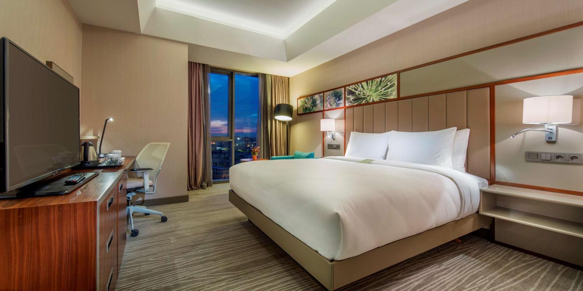 King Room,1552492180:JPEG