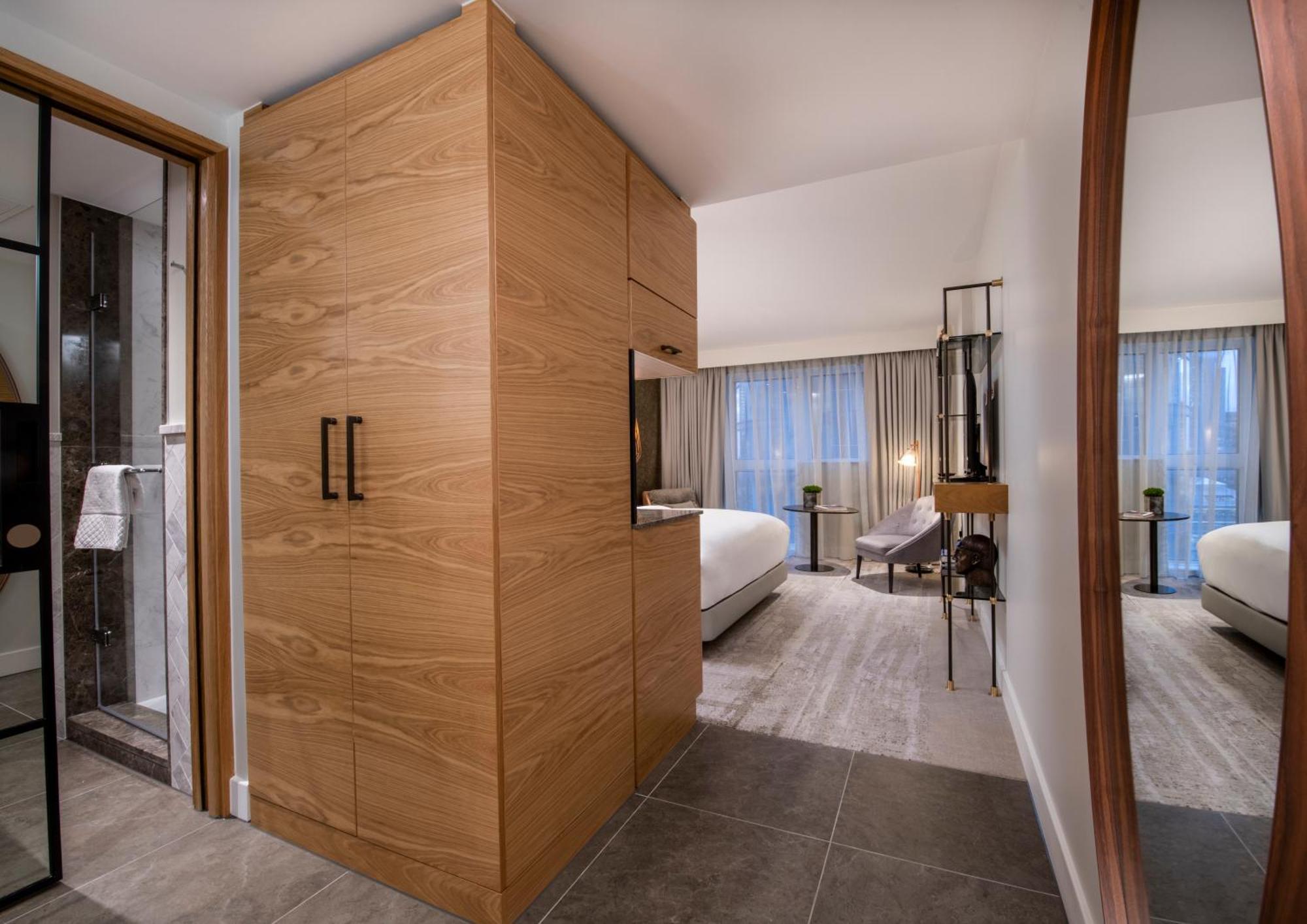 Chambre Lit Queen-Size
