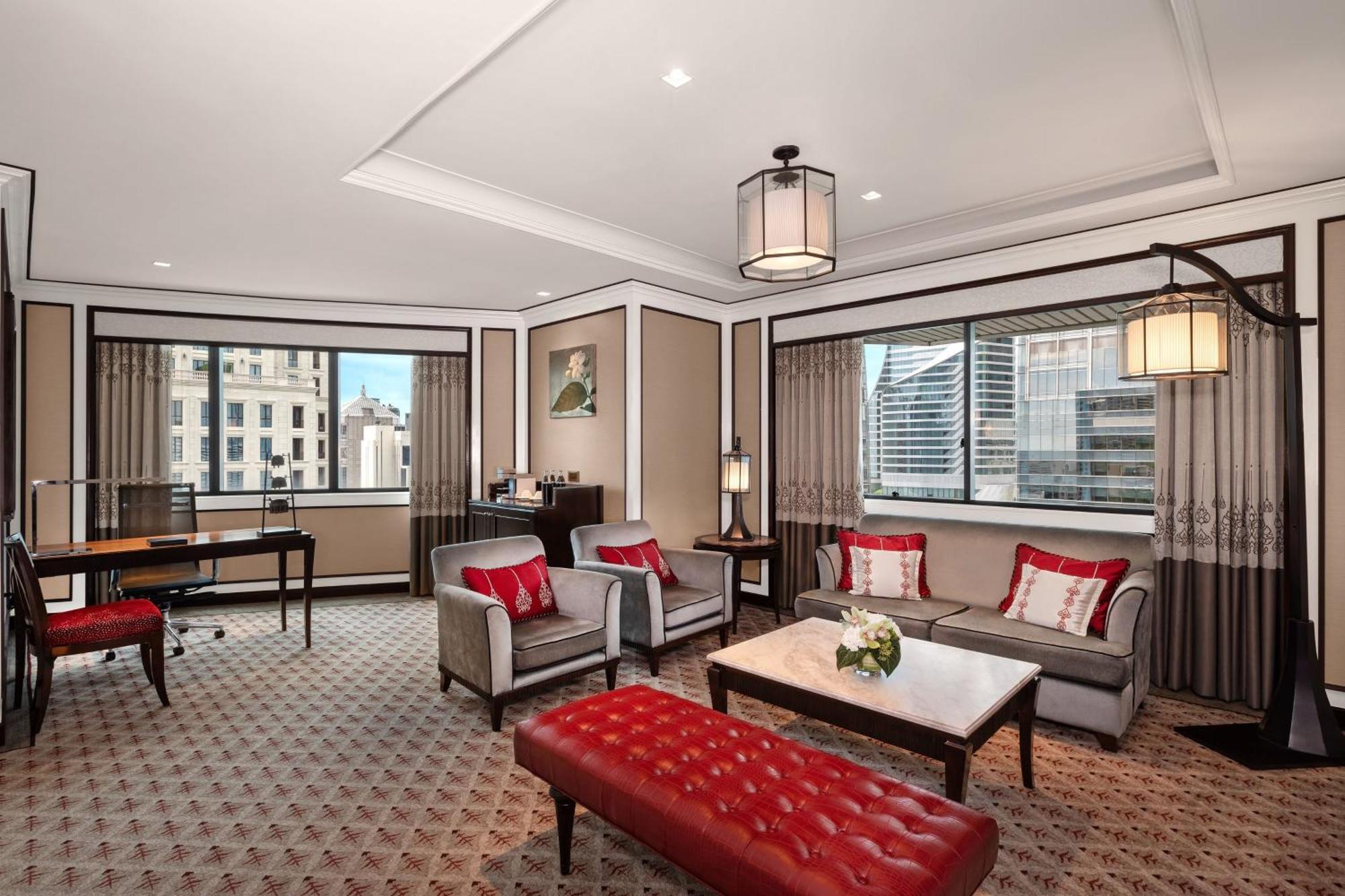 Suite Familiale 2 Chambres avec Accès au Salon-Club - Vue sur Ville
