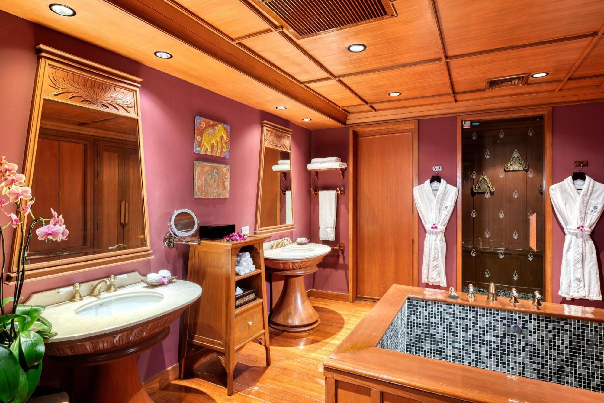 Suite 2 Chambres Ruen Thai avec Accès au Salon-Club - Vue sur Ville