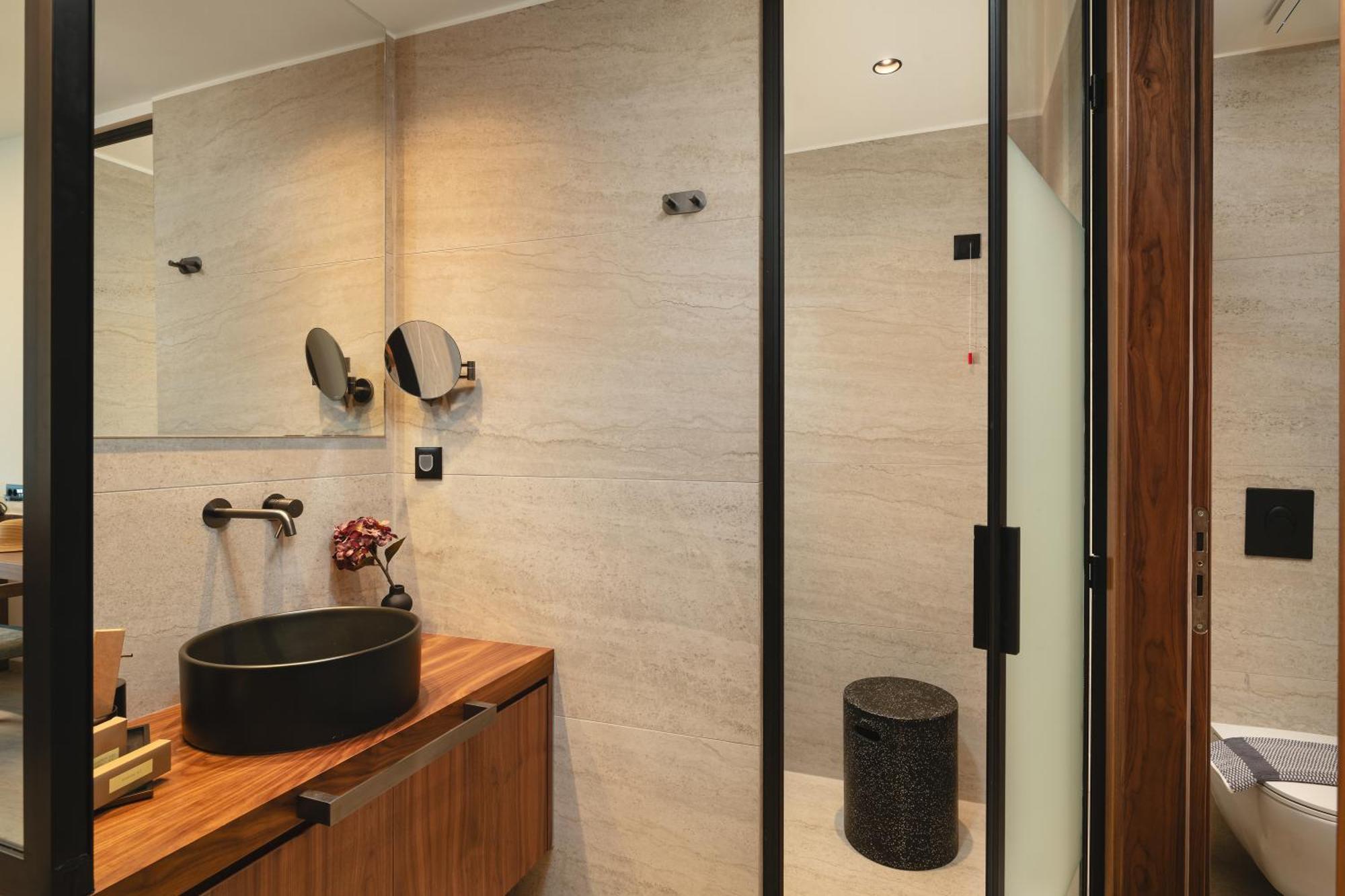 Suite Supérieure avec Bain à Remous Extérieur - Front de Mer