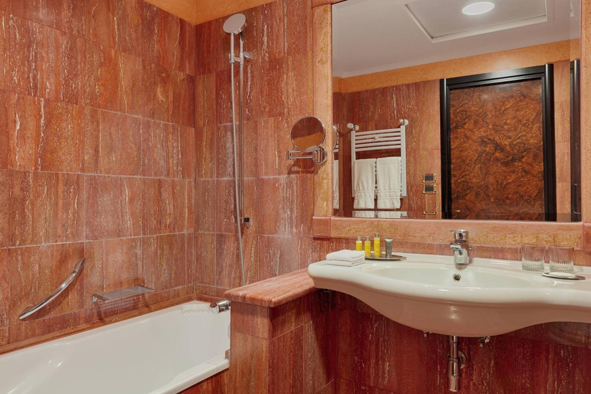 Chambre Spacieuse
