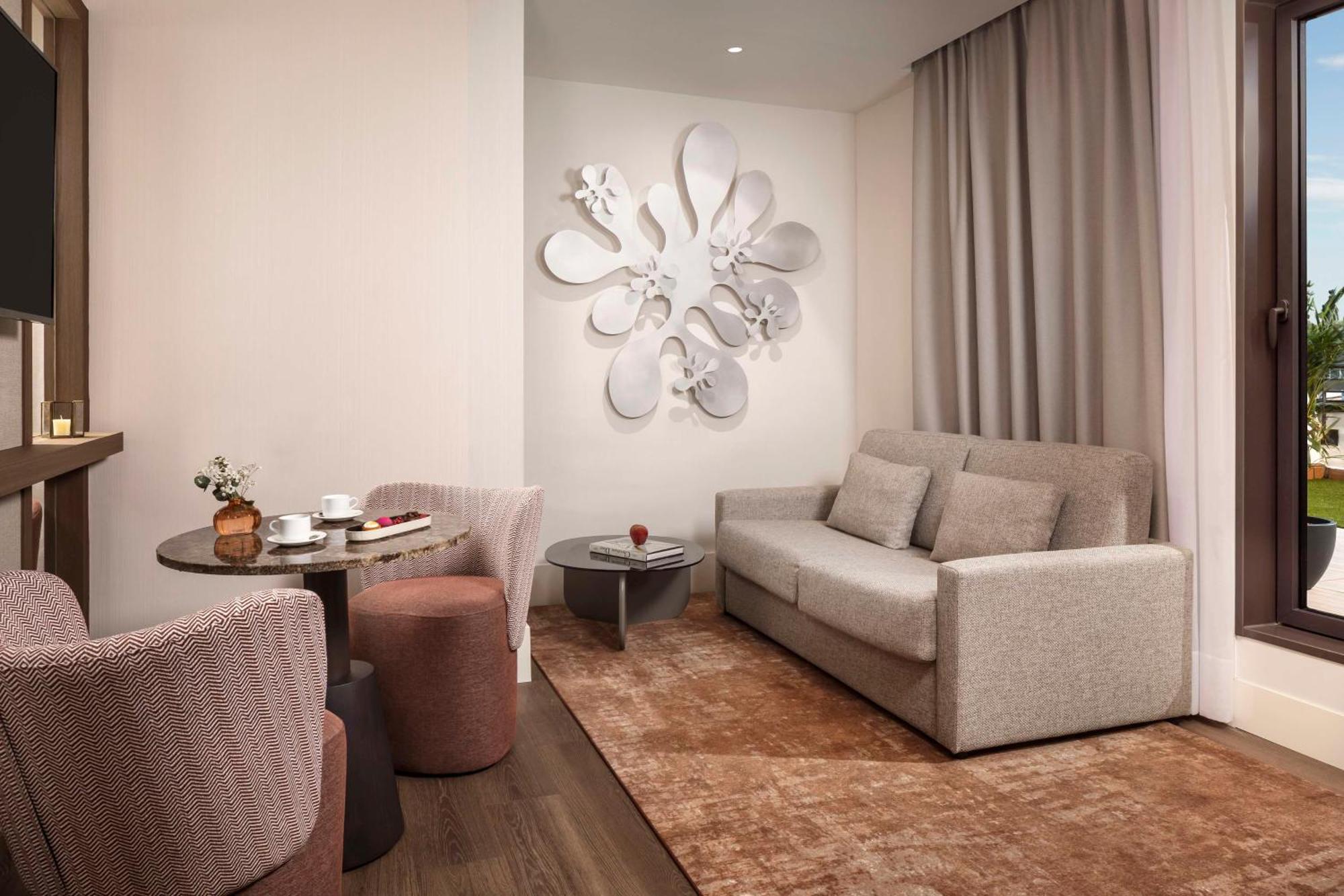 Suite avec Terrasse et Lit d’Appoint (2 Adultes + 2 Enfants)