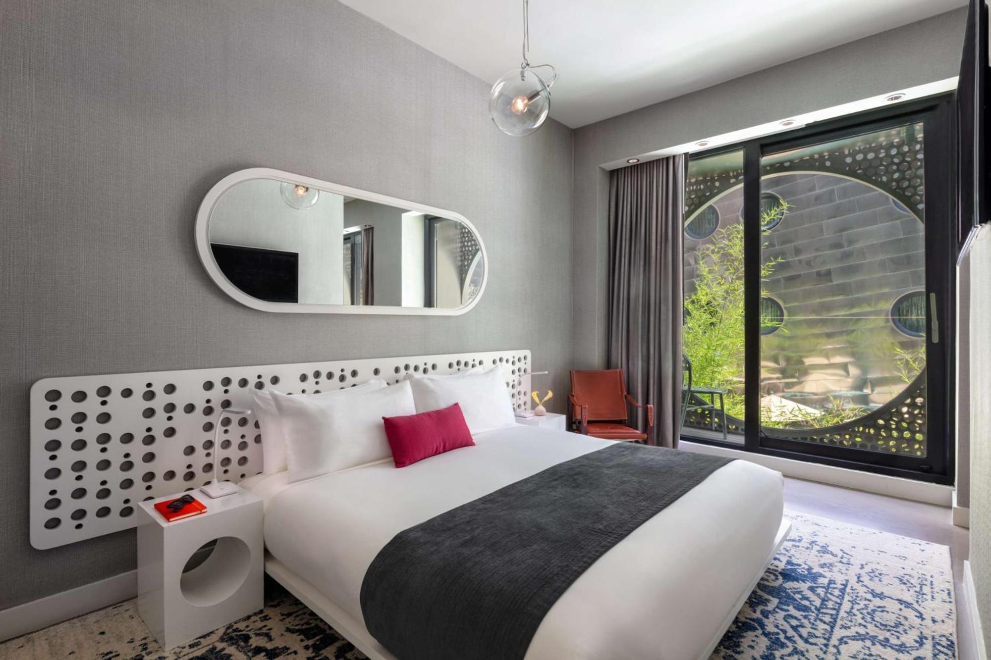 Chambre Lit King-Size Bronze avec Balcon