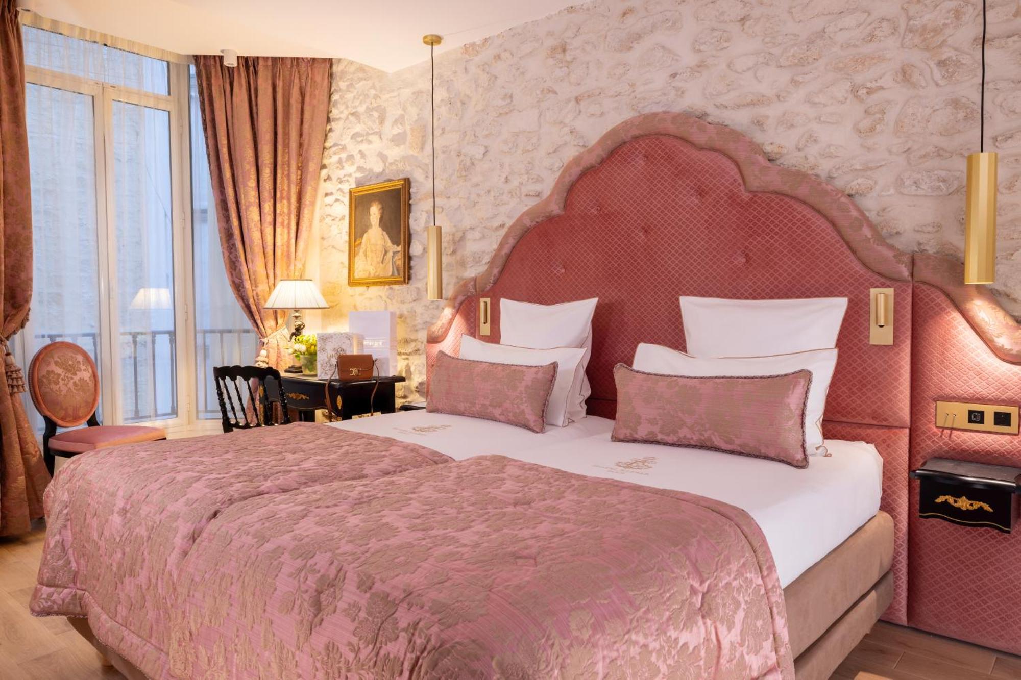 Chambre Deluxe Double ou Lits Jumeaux