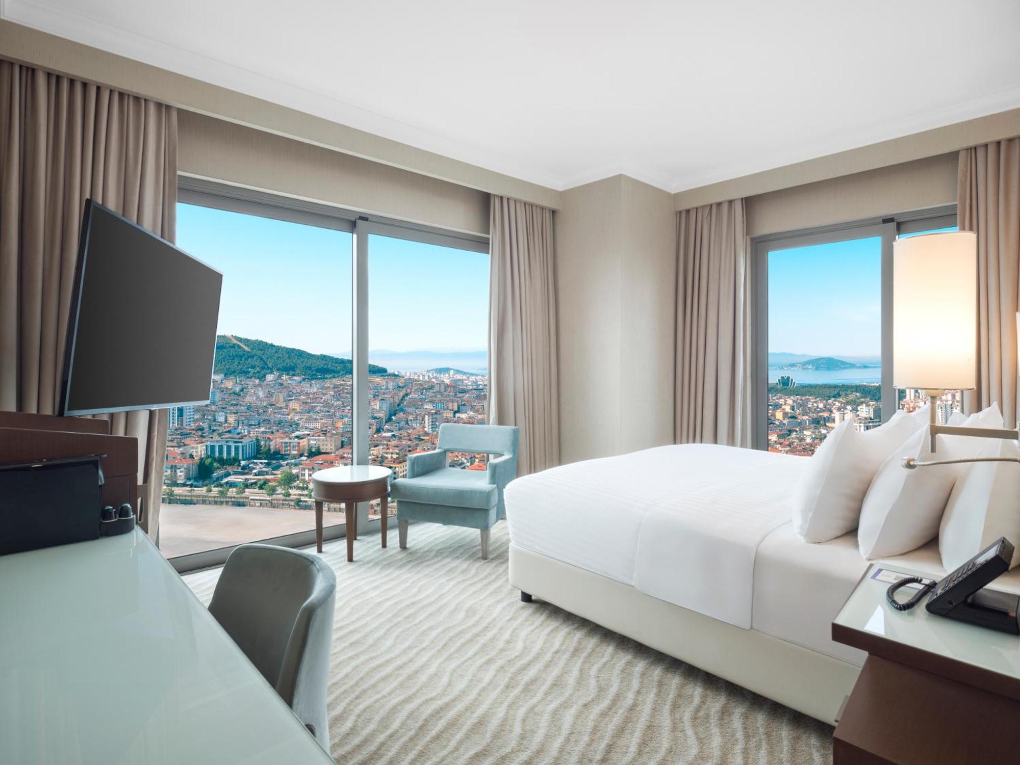 Suite Lit Queen-Size – Vue sur Mer
