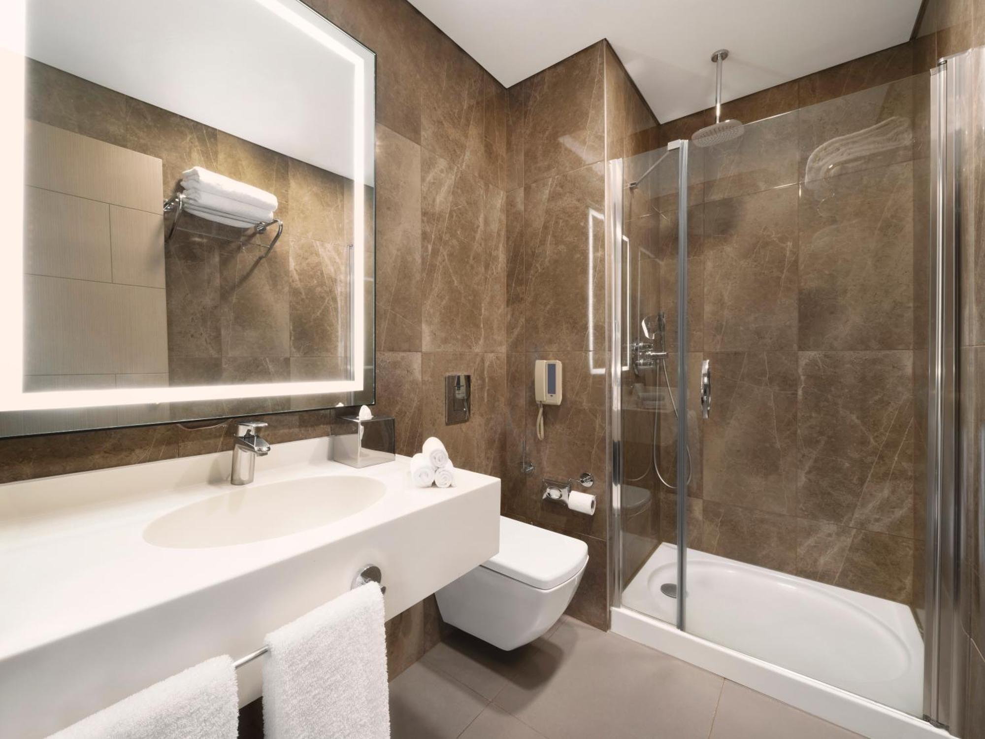 Chambre Lit King-Size Exécutive Supérieure - Vue sur Ville