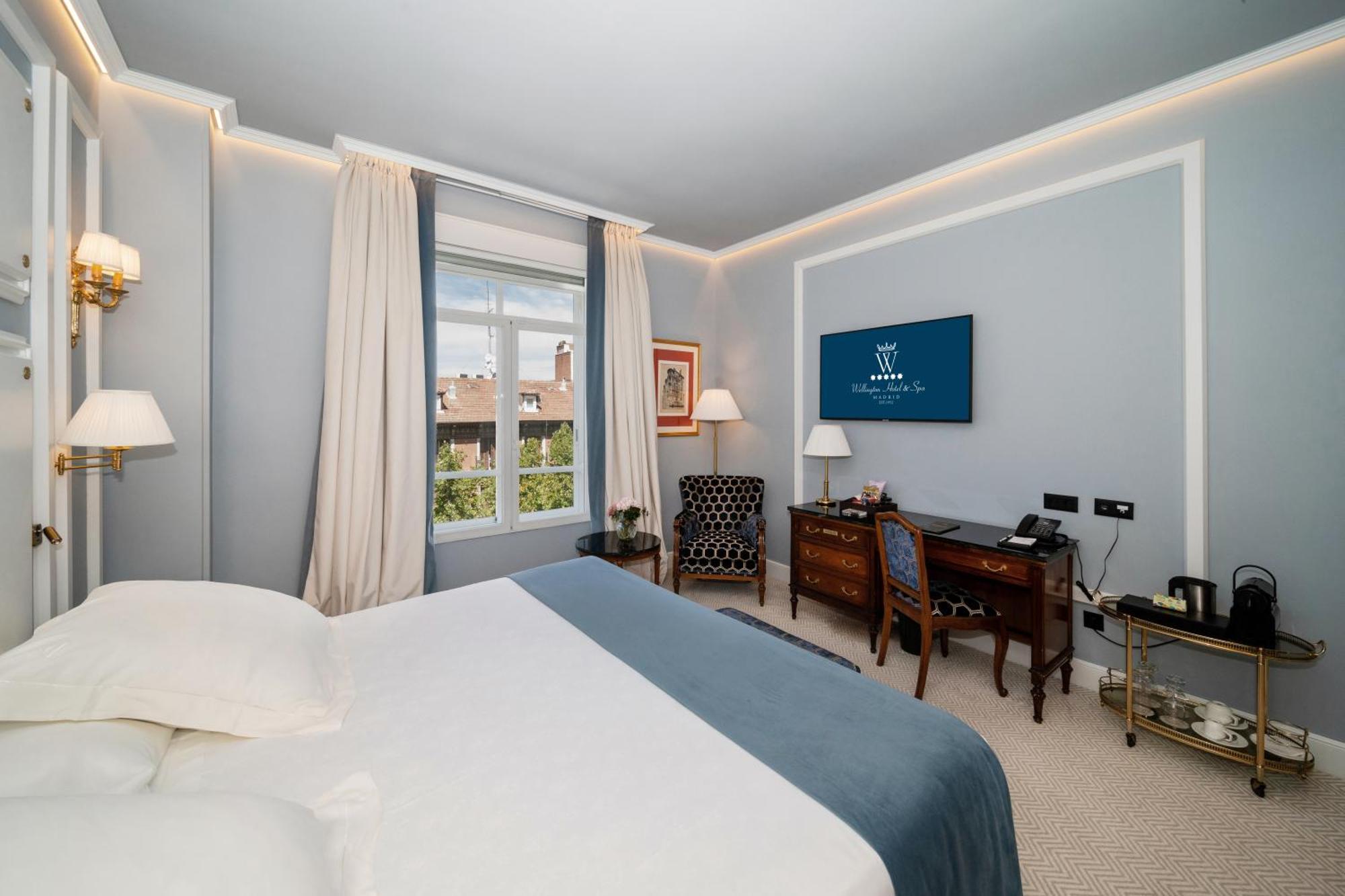 Chambre Double Supérieure - Vue sur Ville