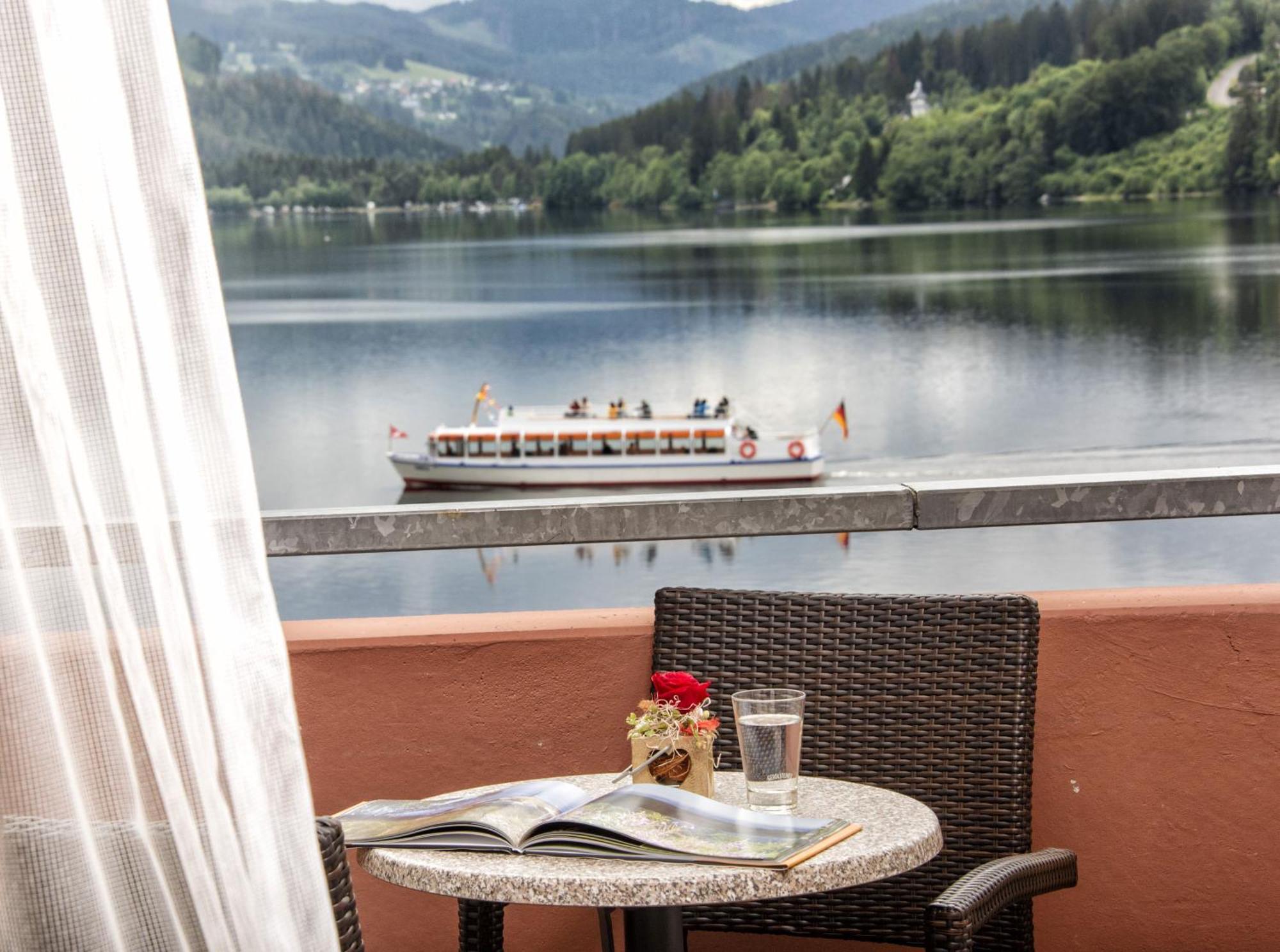 Chambre Double Supérieure Plus avec Balcon - Vue sur Lac