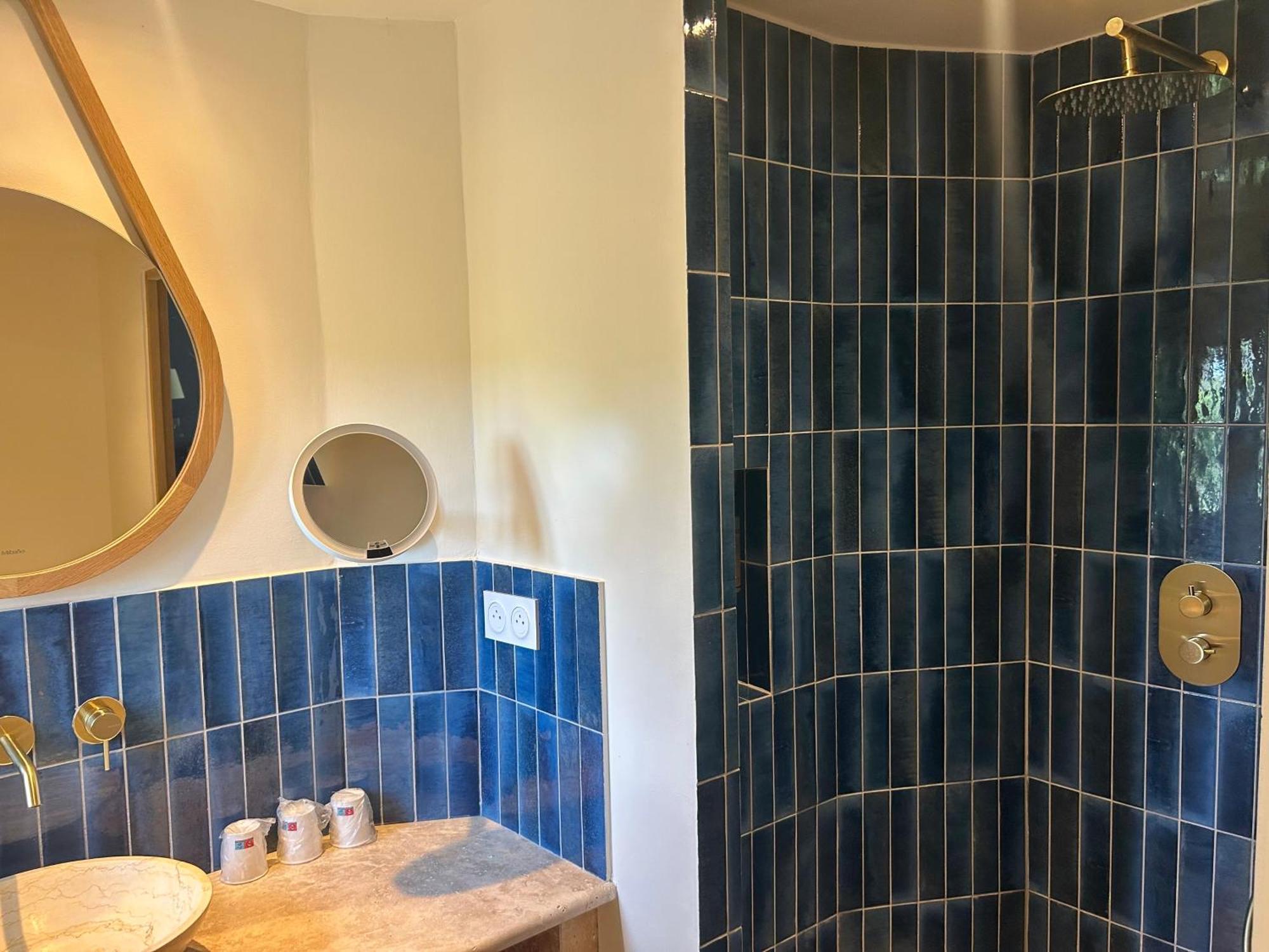 Chambre Triple avec Terrasse