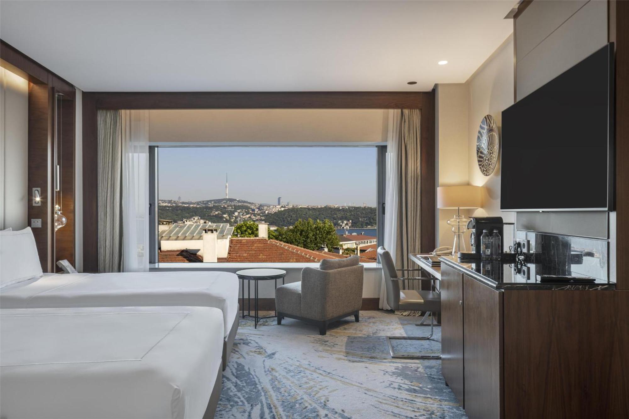 Chambre Lits Jumeaux Deluxe - Vue Partielle sur Bosphore