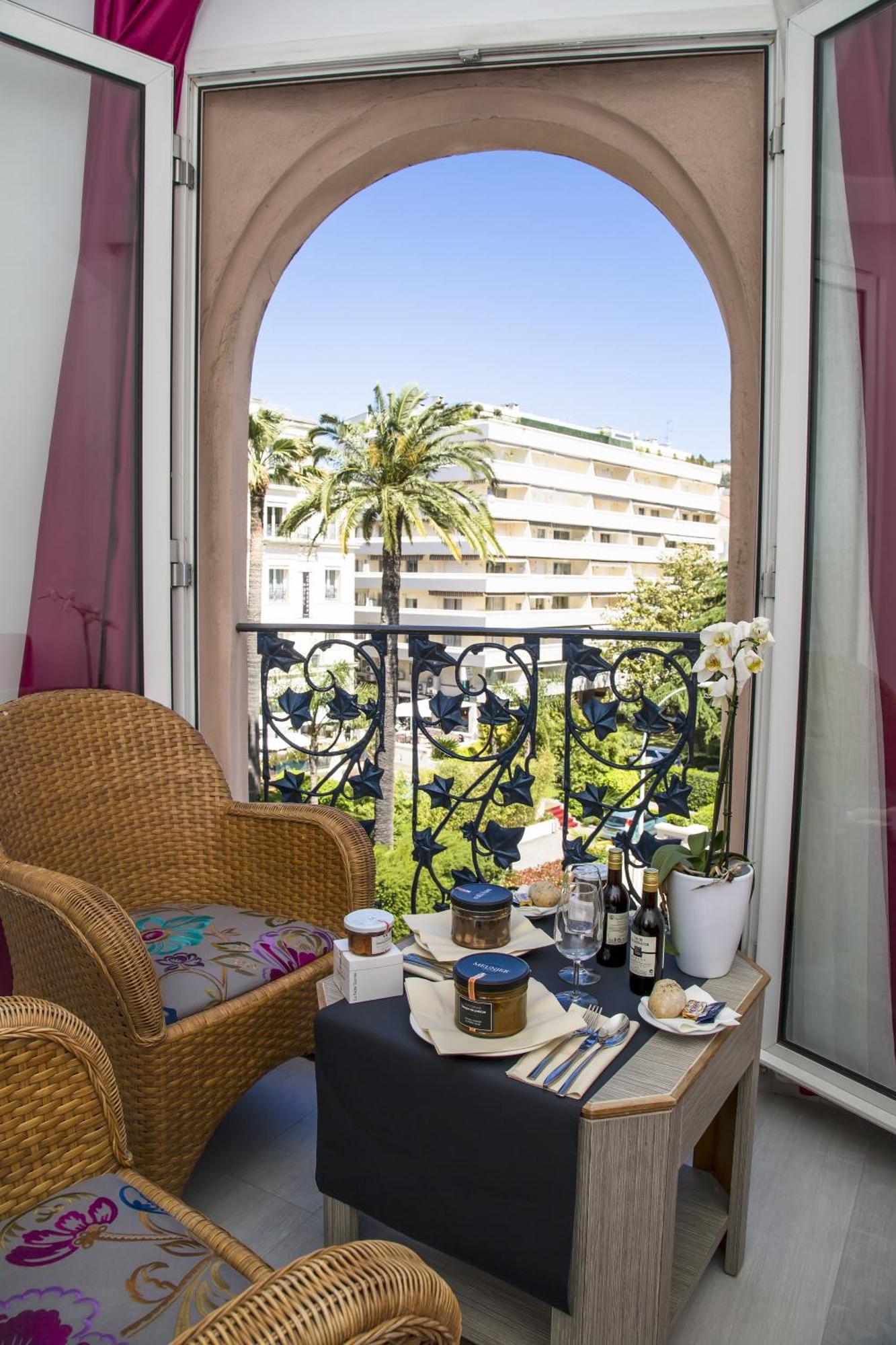 Chambre Double Supérieure - Accès Gratuit au Spa