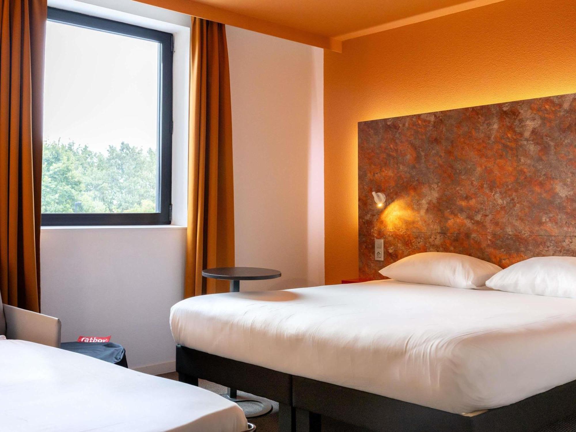 Standard Double Room,1706812769:JPEG