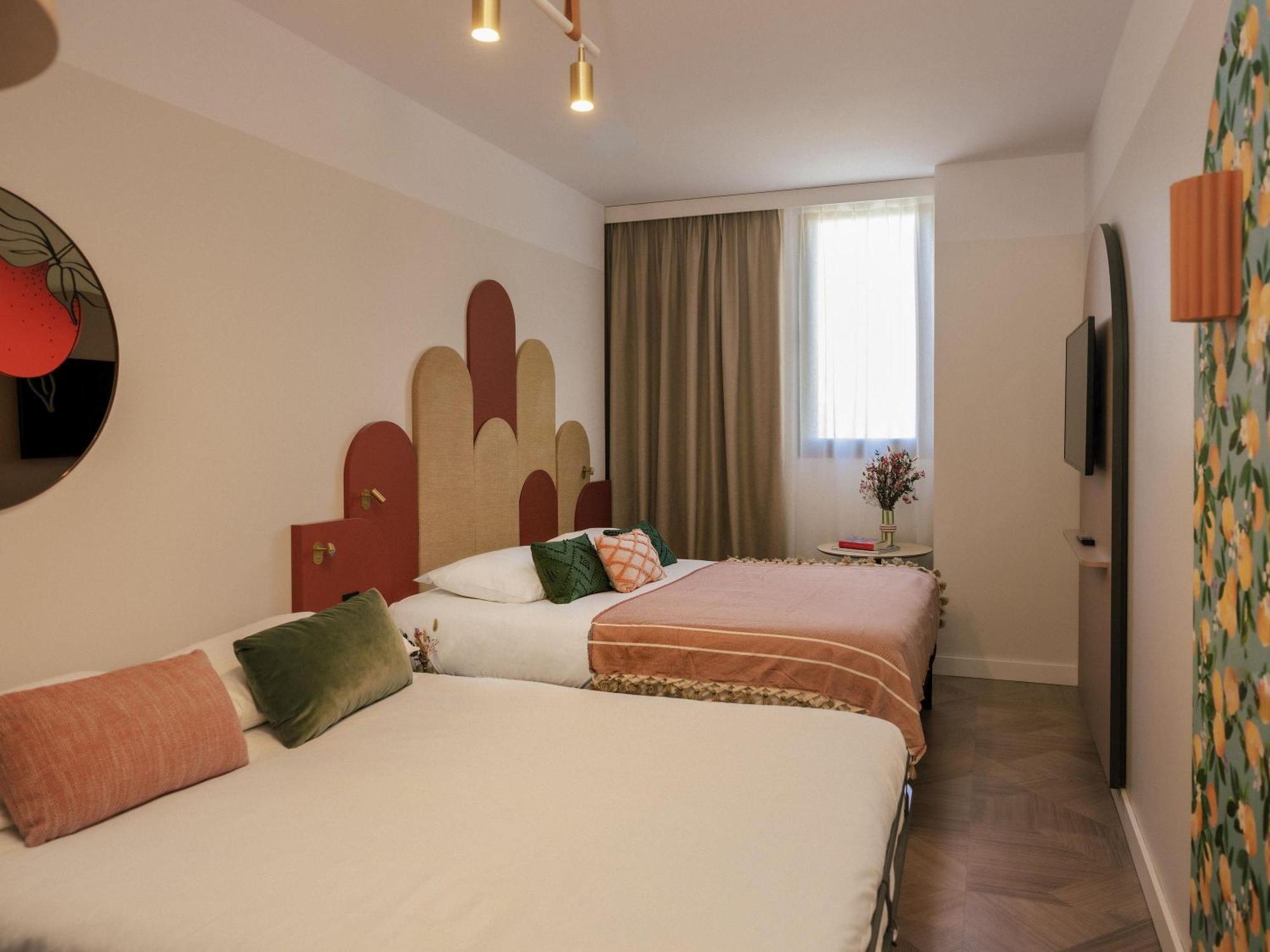 Chambre Familiale avec Lit Double et Canapé-Lit