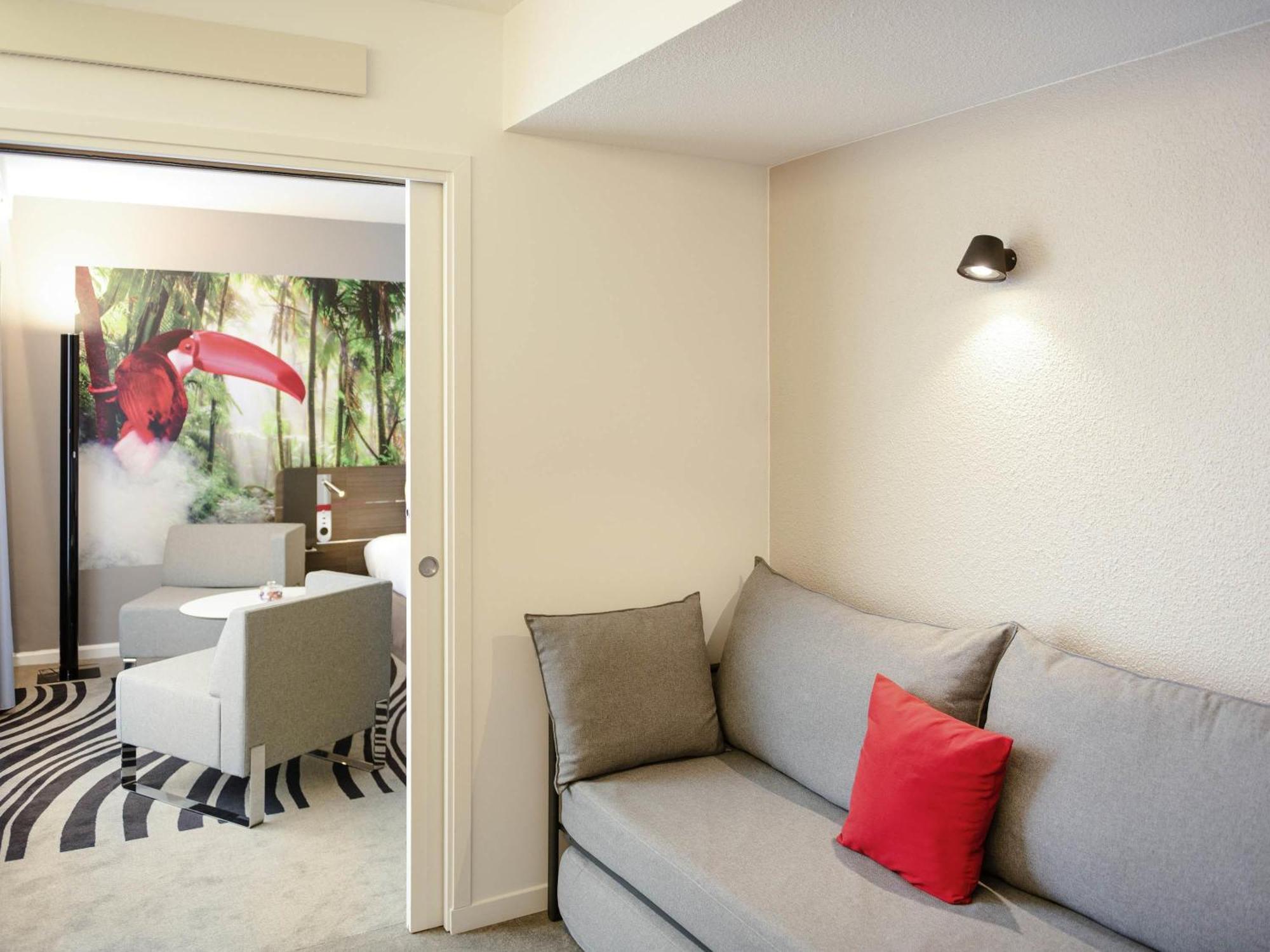 Suite avec 1 Lit Queen-Size et 1 Canapé-lit