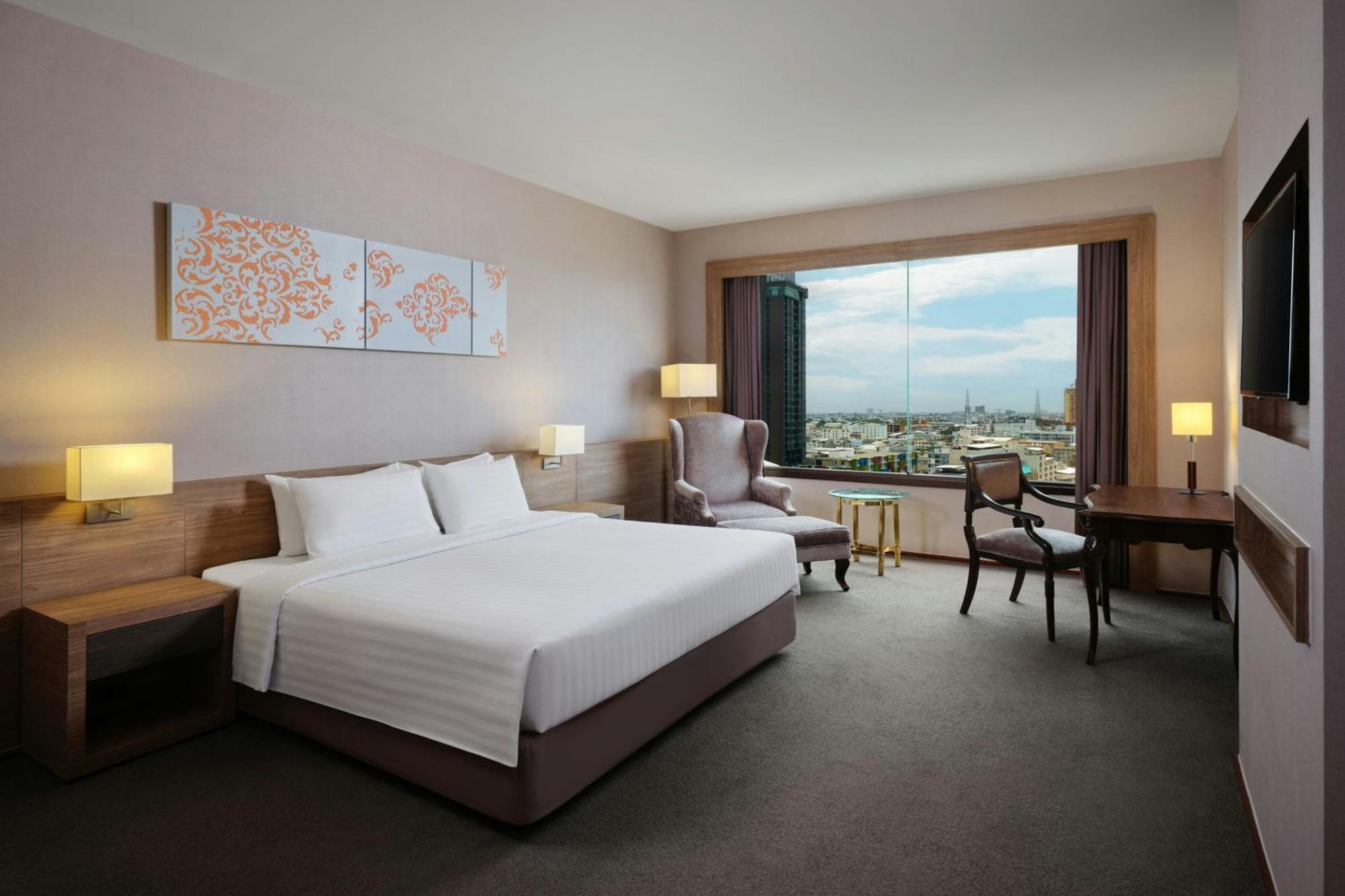 Chambre Lit King-Size Premier - Vue sur Ville