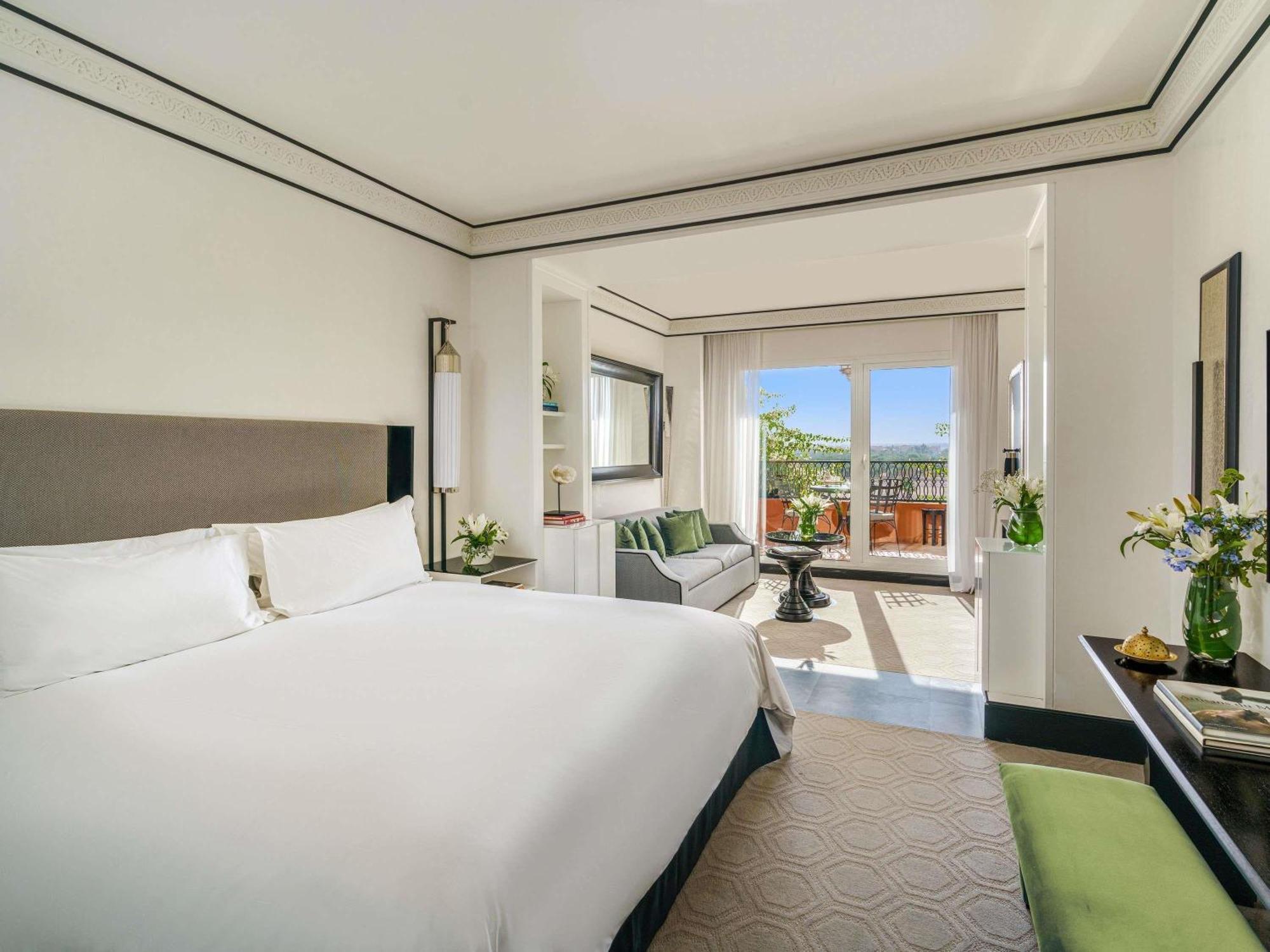 Suite Junior avec Balcon - Vue sur Montagne et Piscine
