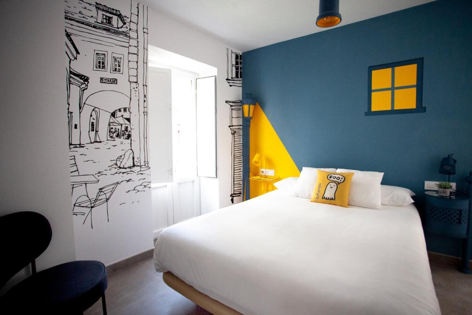 Double Exterior Room - Second floor