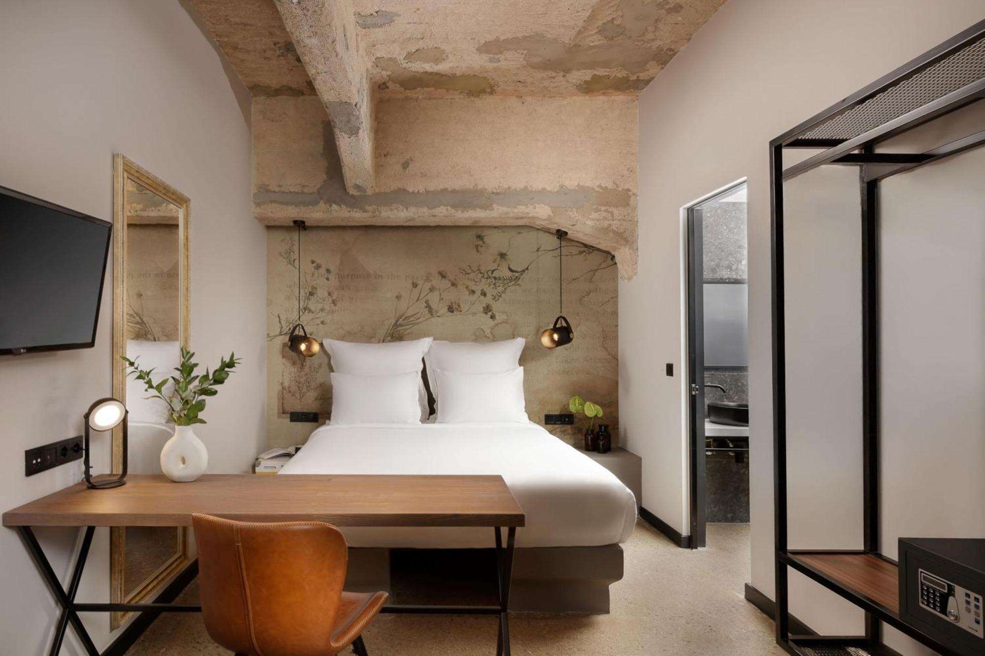 Chambre Lit Queen-Size avec Canapé-Lit Gigogne