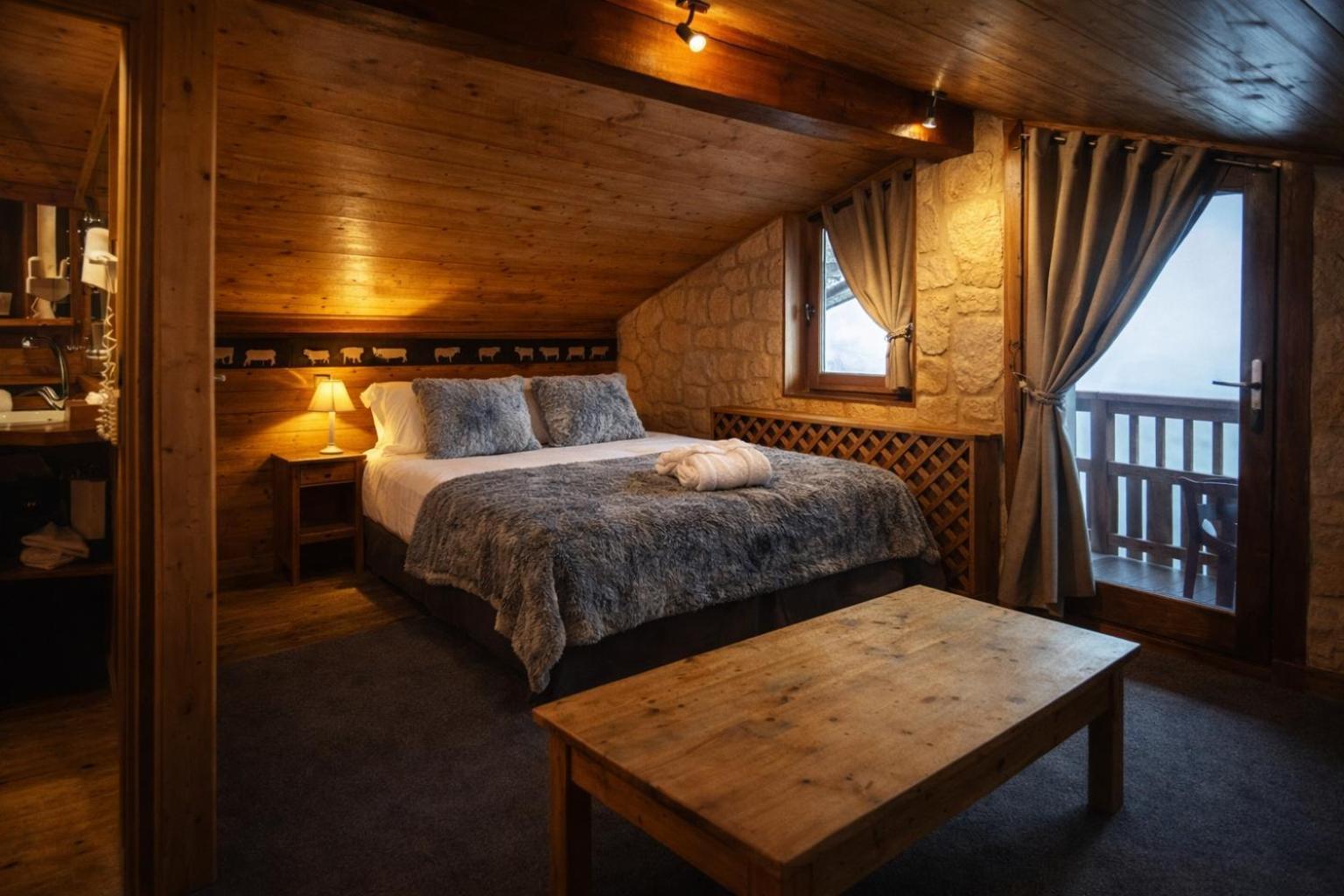 Chambre Double ou Lits Jumeaux