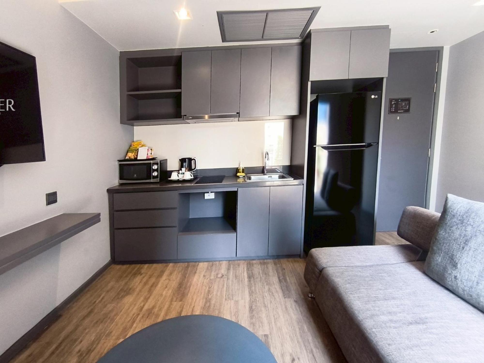 Chambre Lit King-Size avec Balcon