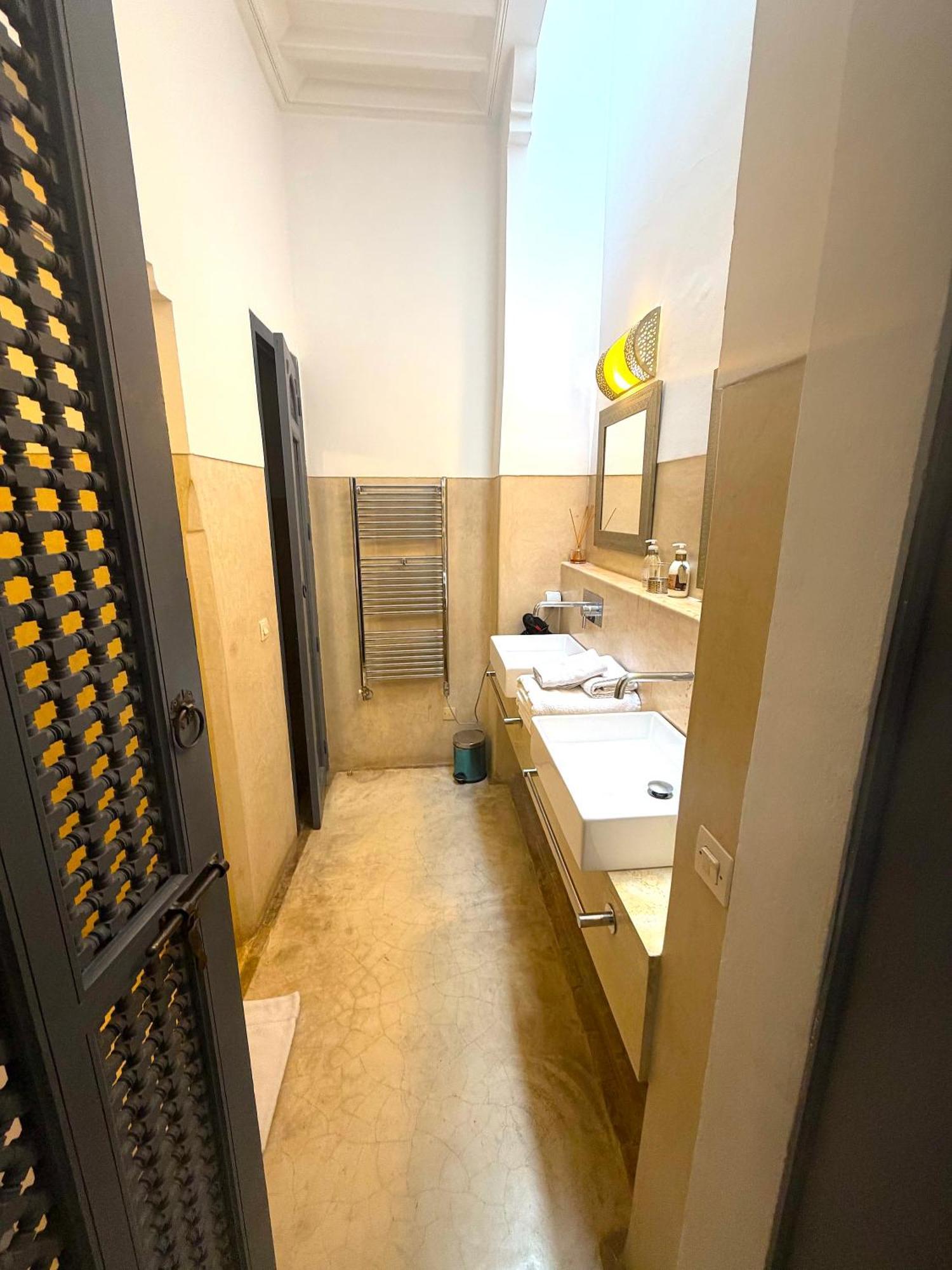 Chambre Deluxe Double ou Lits Jumeaux