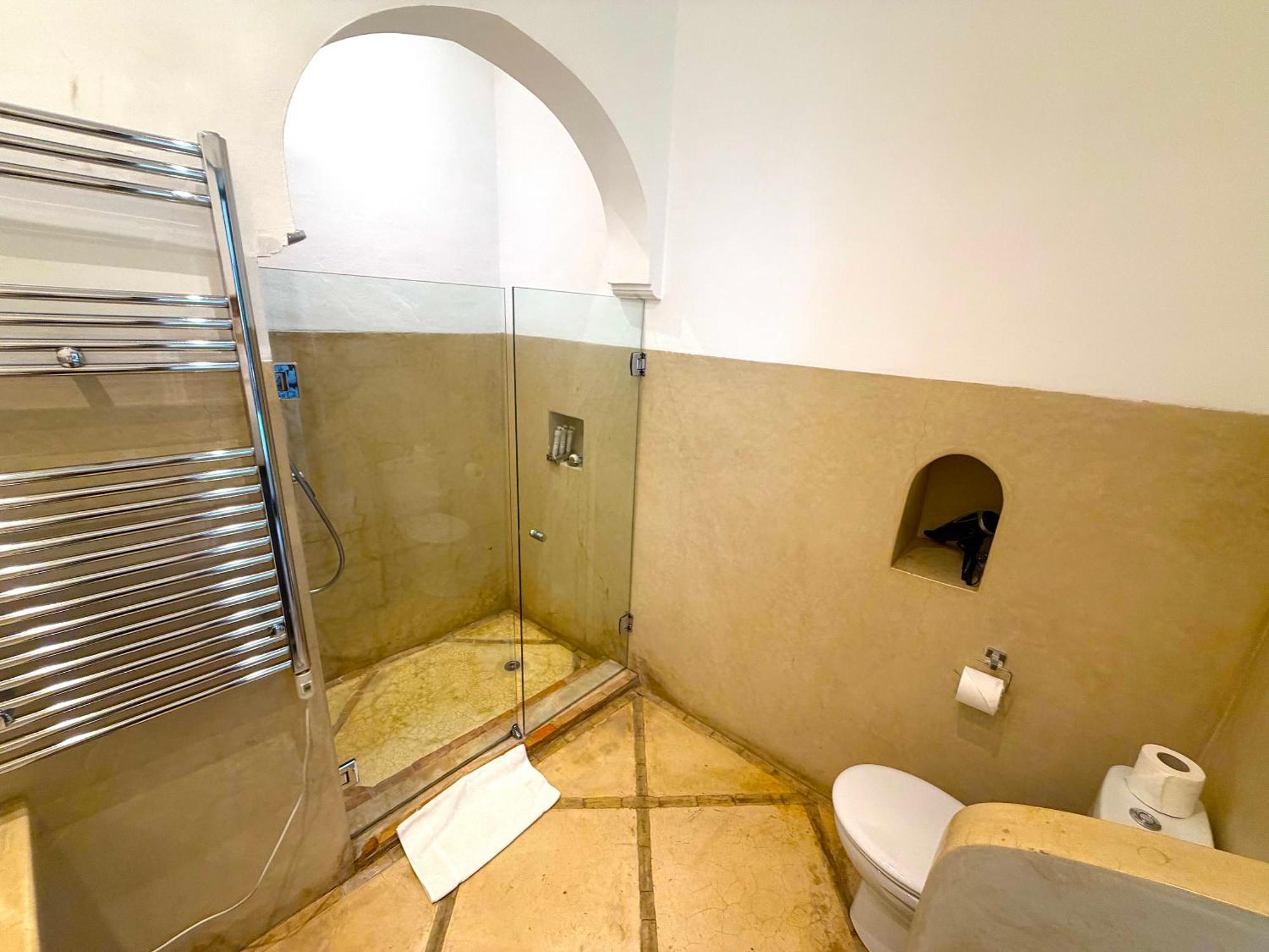 Chambre Deluxe Double ou Lits Jumeaux